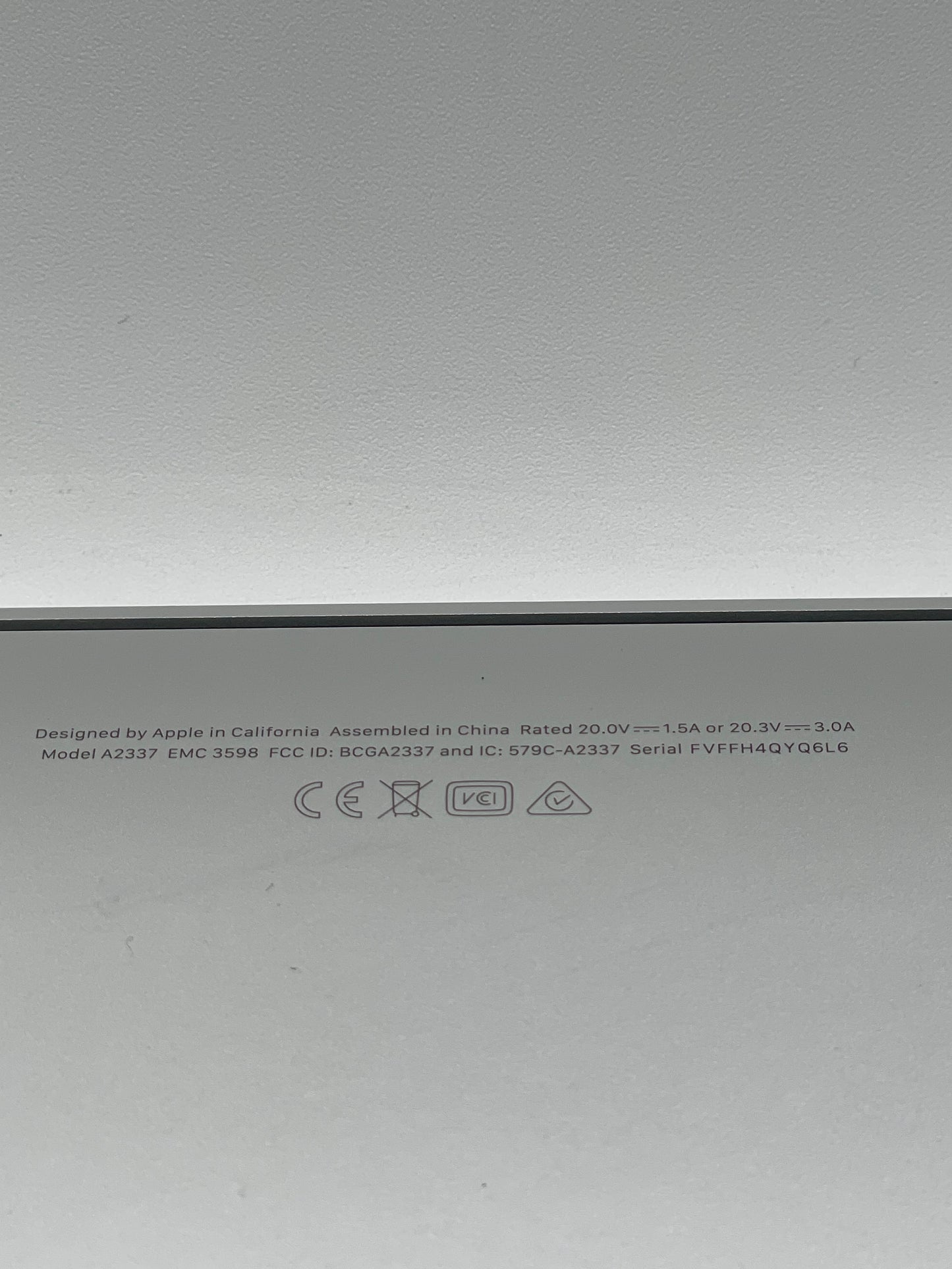 2020 Apple MacBook Air 13.3" M1 7C 8GB 128GB A2337 REMOTELY MANAGED