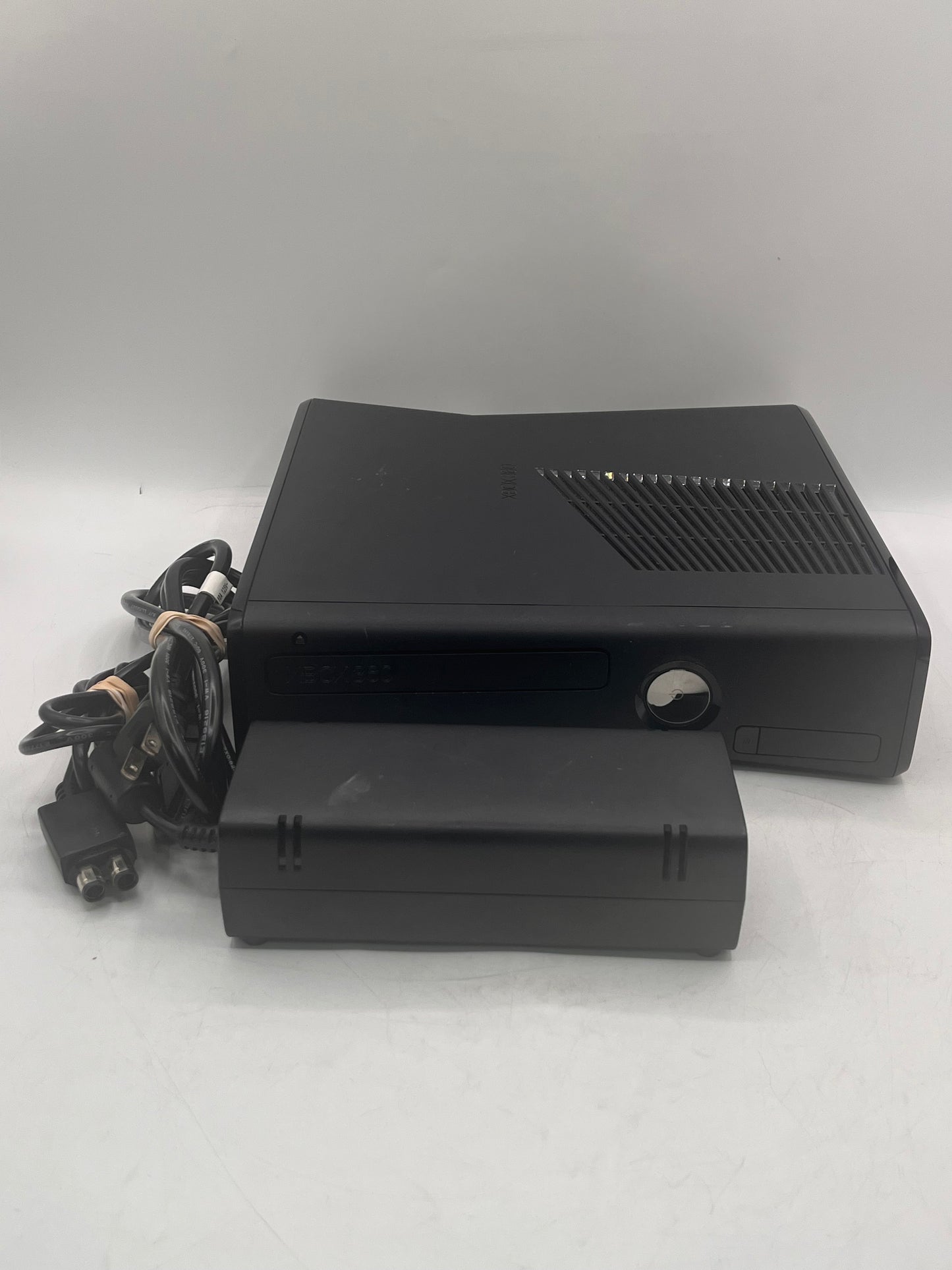 Microsoft Xbox 360 S (1439) 2010 Video Game System Black 250GB Console