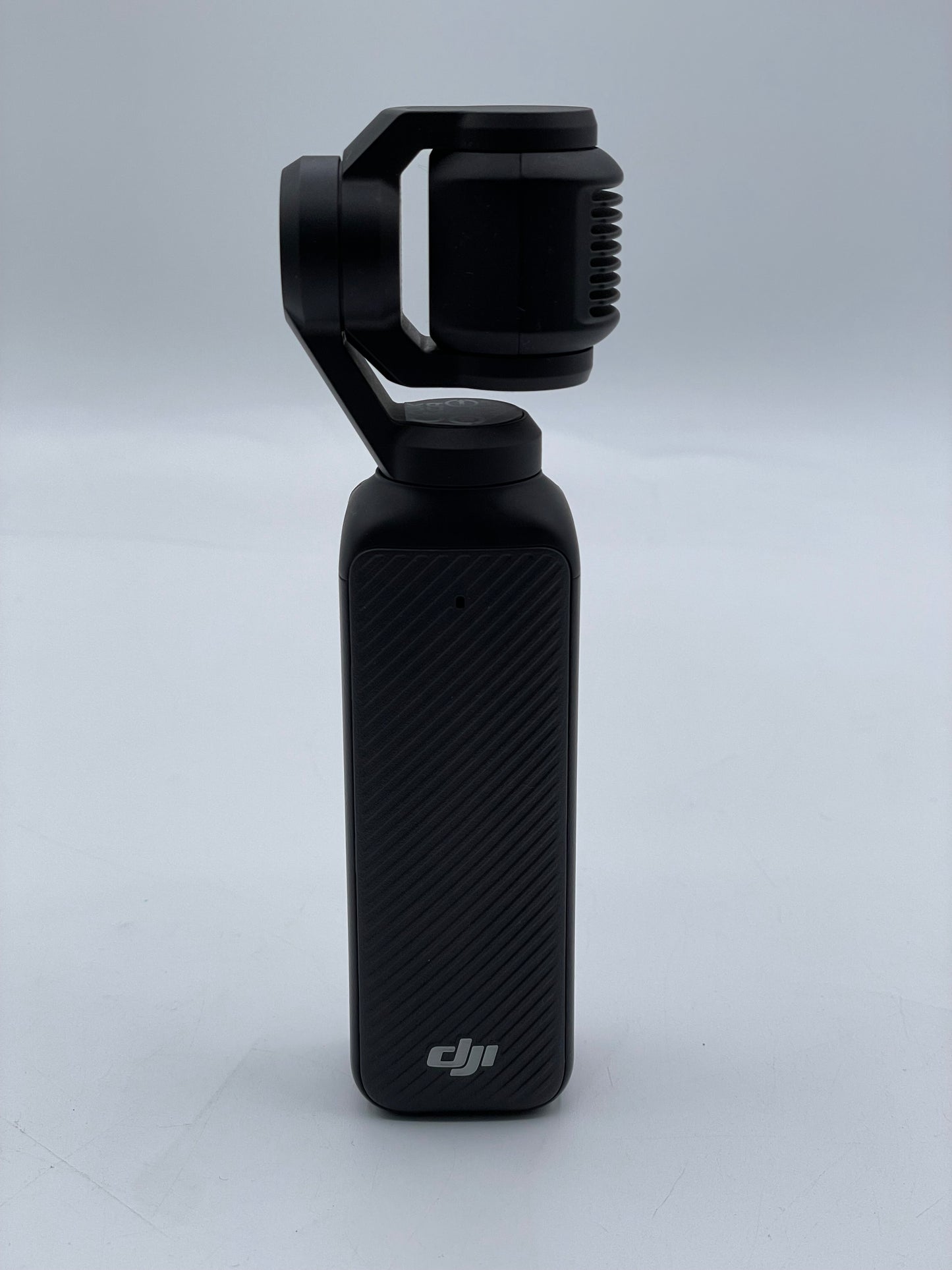 DJI Osmo Pocket 3 with DJI OM 4 Handheld 3-Axis Gimbal Stabilizer