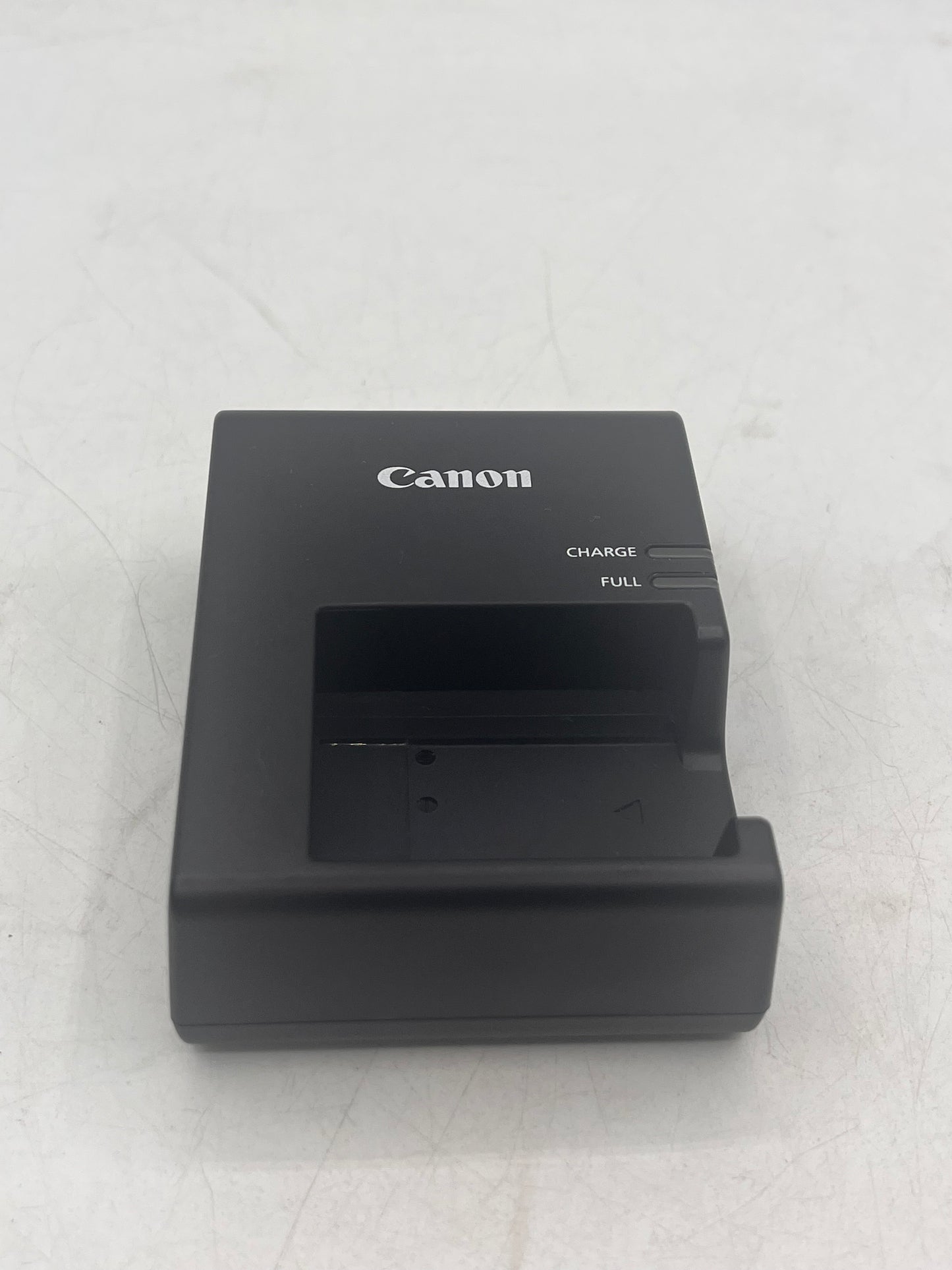 Canon EOS 2000D 24MP EF-S 18-55mm 1:3.5-5.6 DSLR Camera - Black Tested Free Shipping