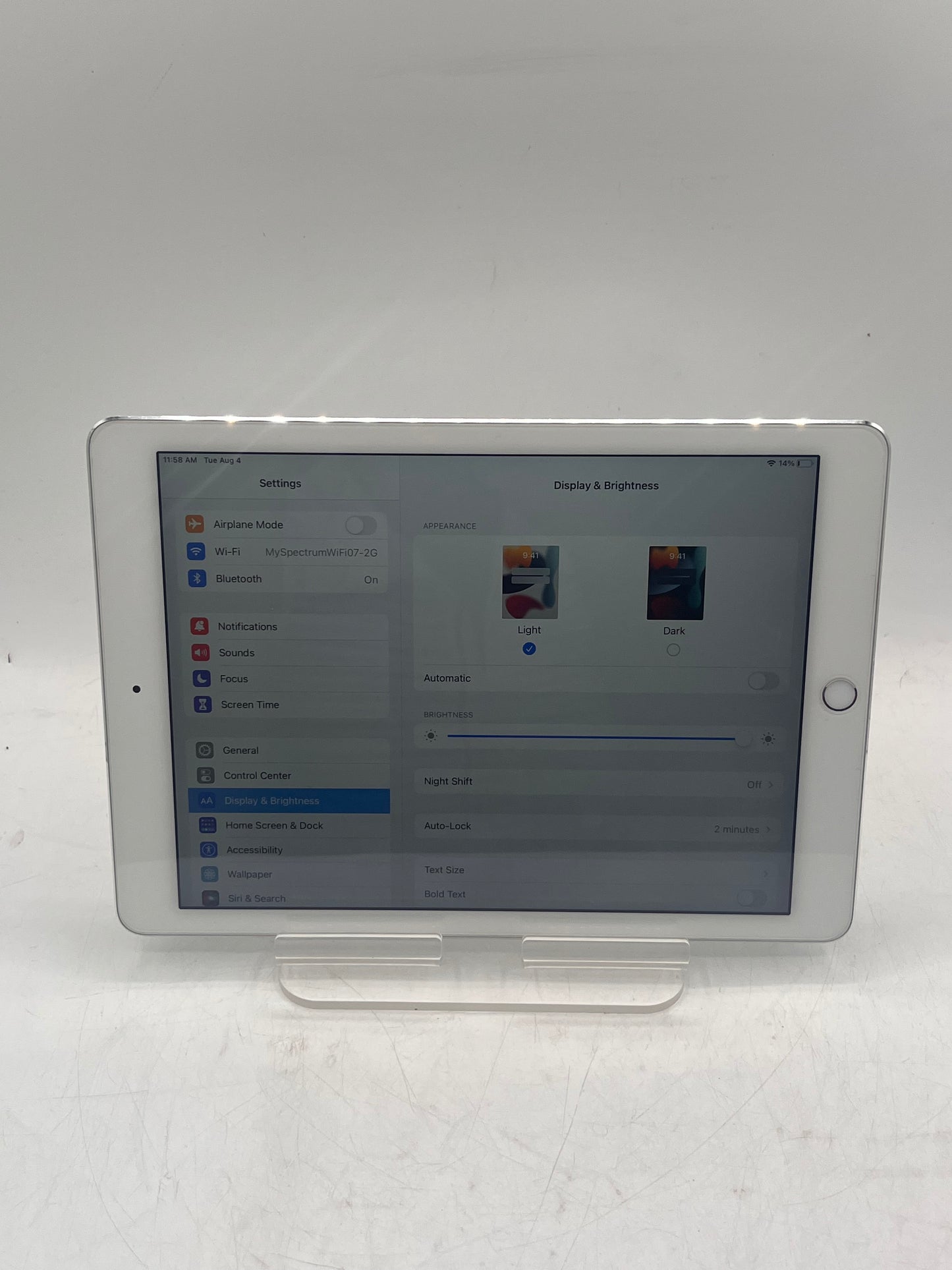 2014 Apple iPad Air (2nd Gen) A1566 32GB WiFi White