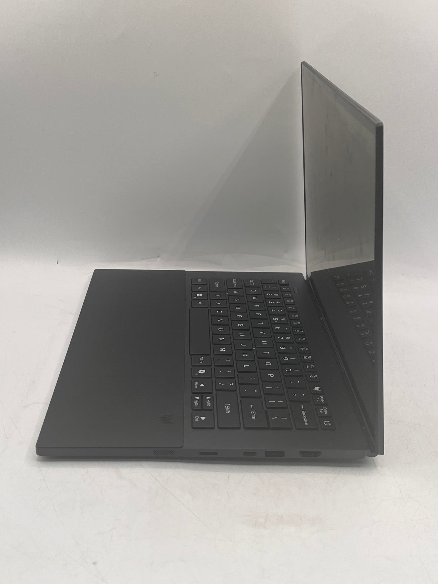 Acer Predator Triton 14 AI 14.5" WQXGA+ OLED Touch Core U9 288V 32GB 2TB RTX 5070