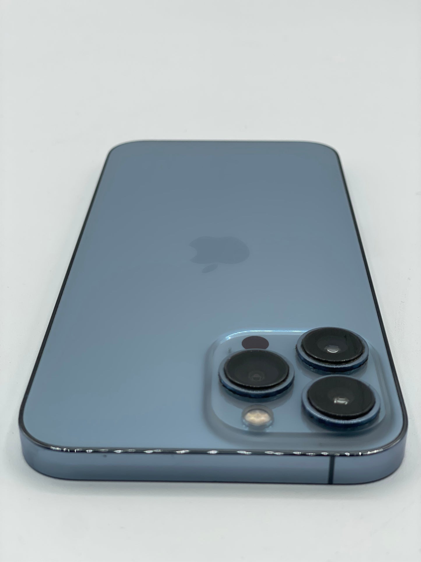 Unlocked Apple iPhone 13 Pro Max 256GB Sierra Blue A2484 MLF93LL/A