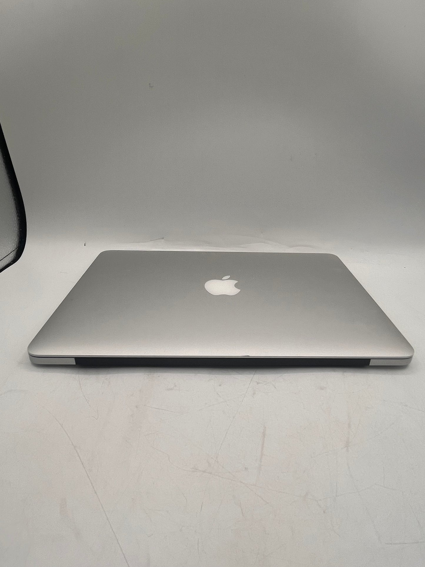 Apple MacBook Pro 13" A1502 2015 Core i5 2.7GHz 8GB 256GB Silver