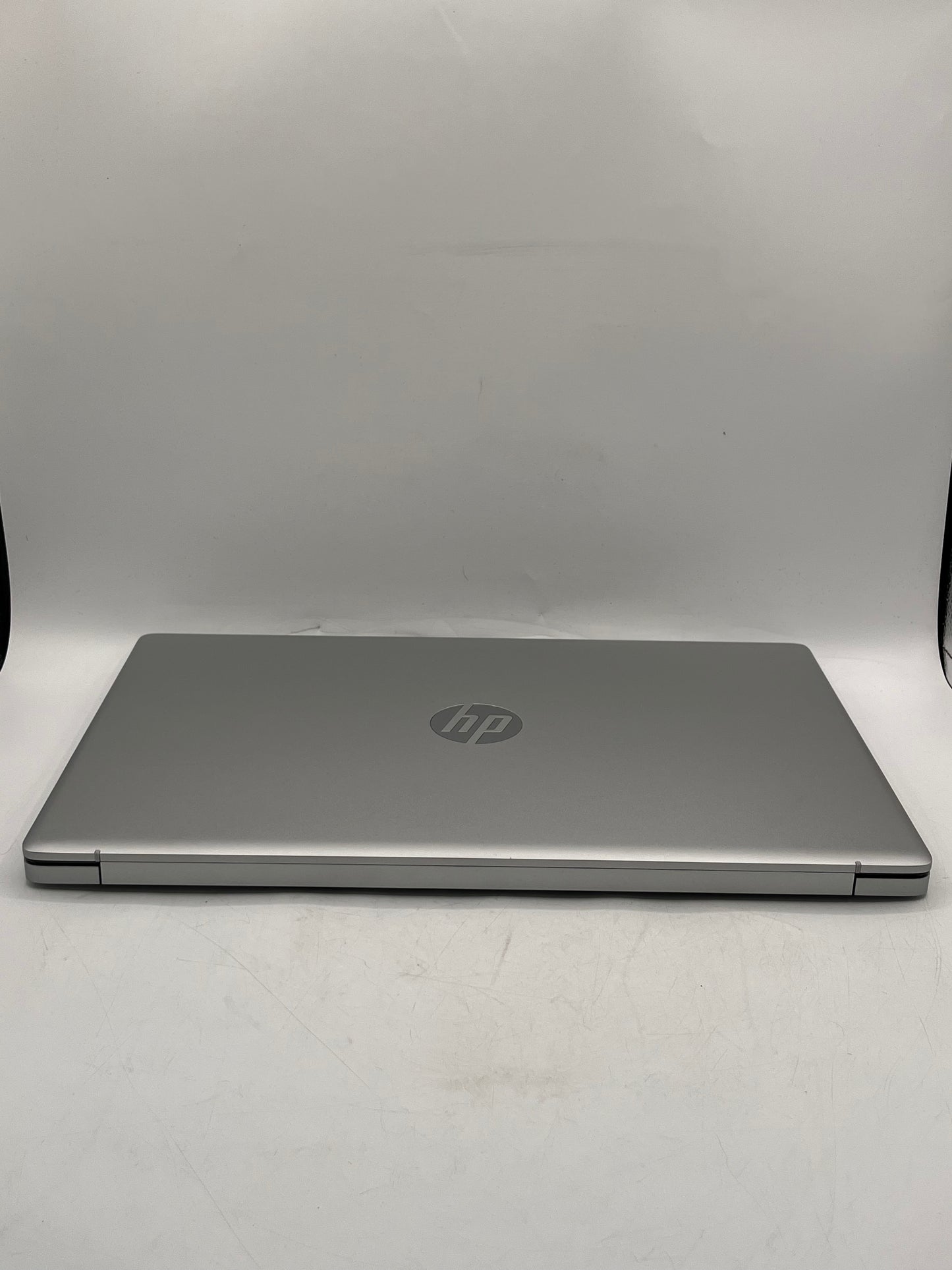 HP 17-3123NR 17" FHD Touch Core i5 16GB 512GB Silver