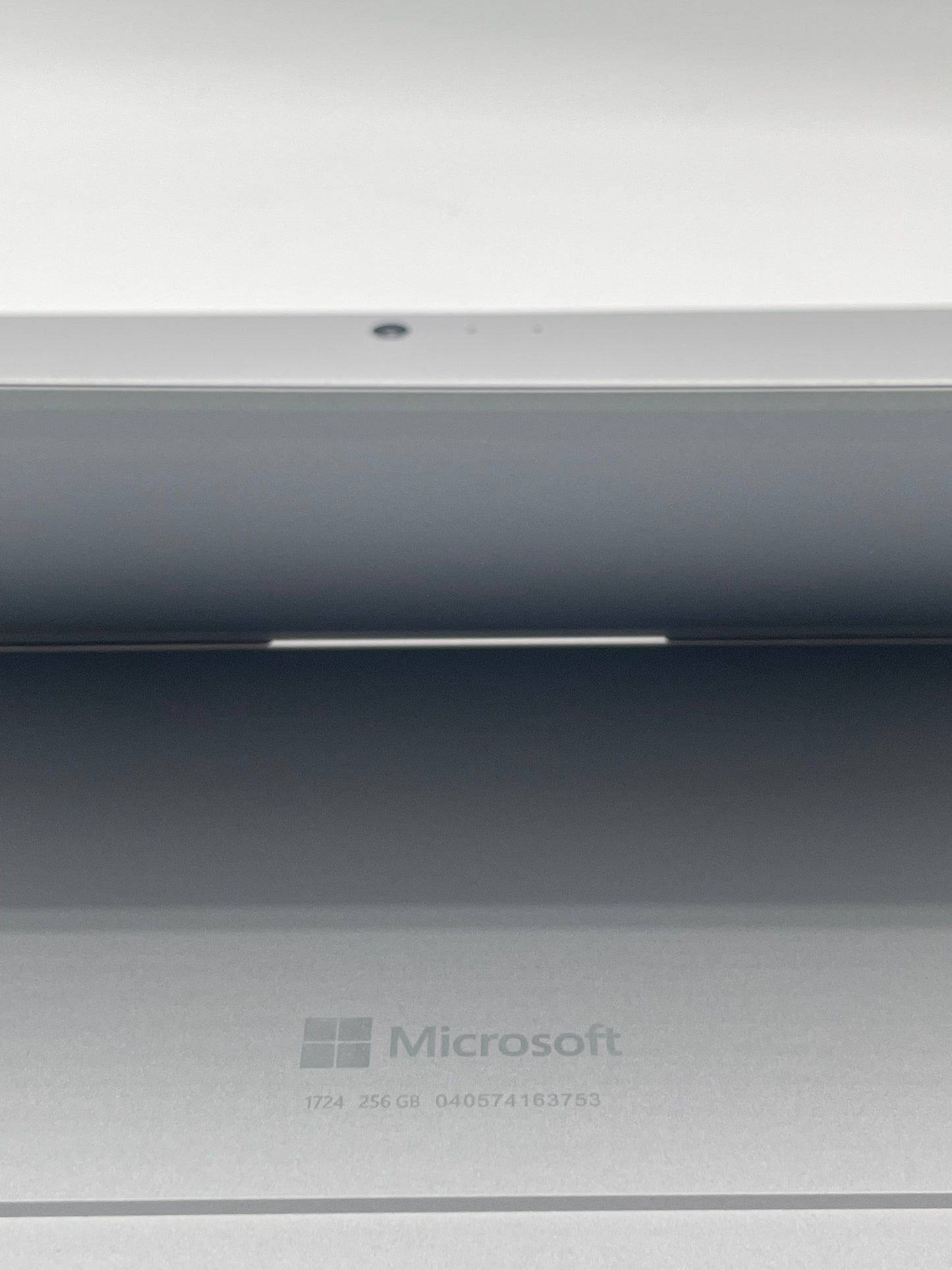 Microsoft Surface Pro 4 1724 12.3" i7-6650U 2.2GHz 16GB RAM 256GB SSD Great Condition