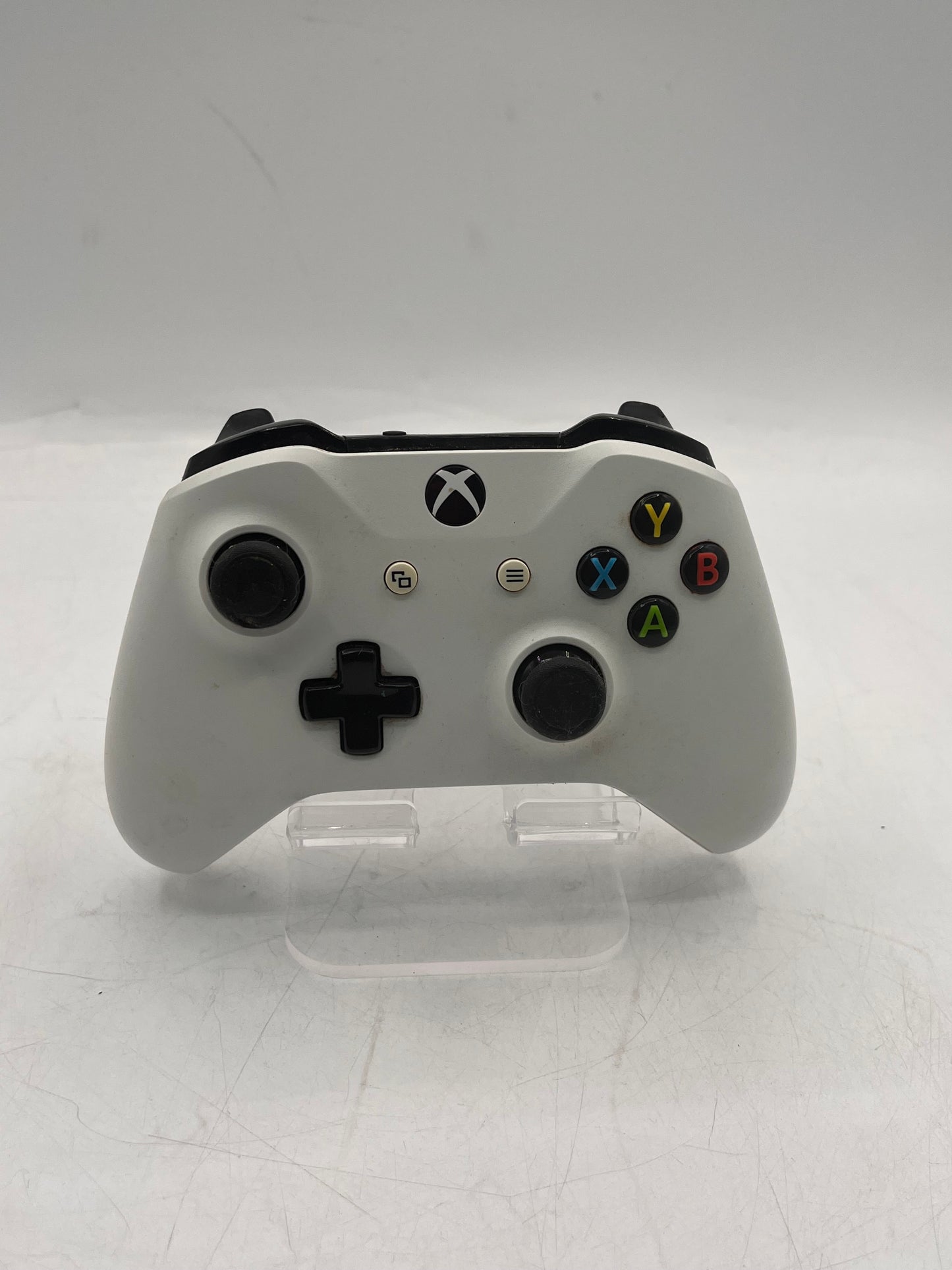 Microsoft Xbox One S 1681 1TB White w/ Controller