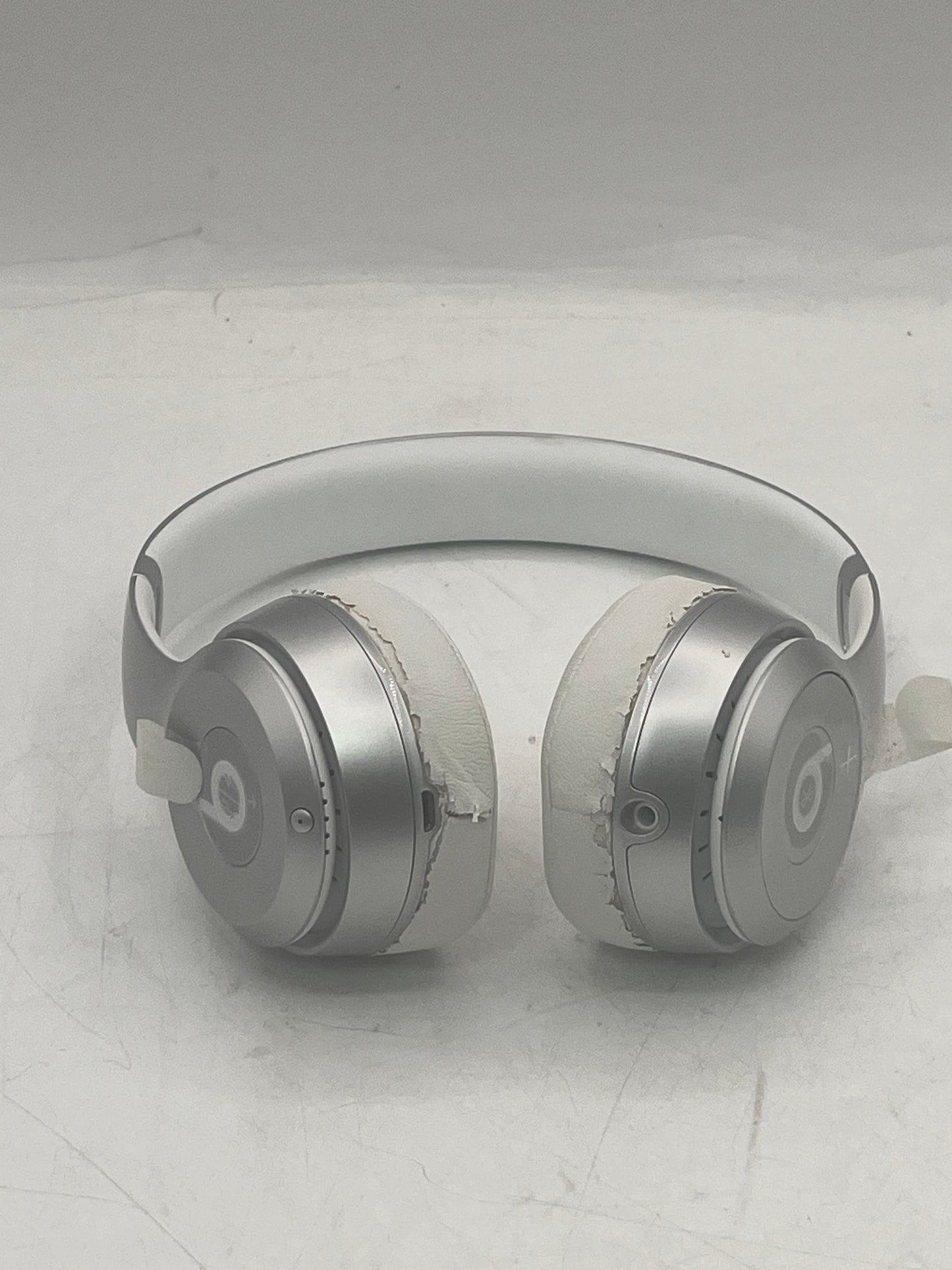 Beats Solo 2 B0534   Wired Headphones - White