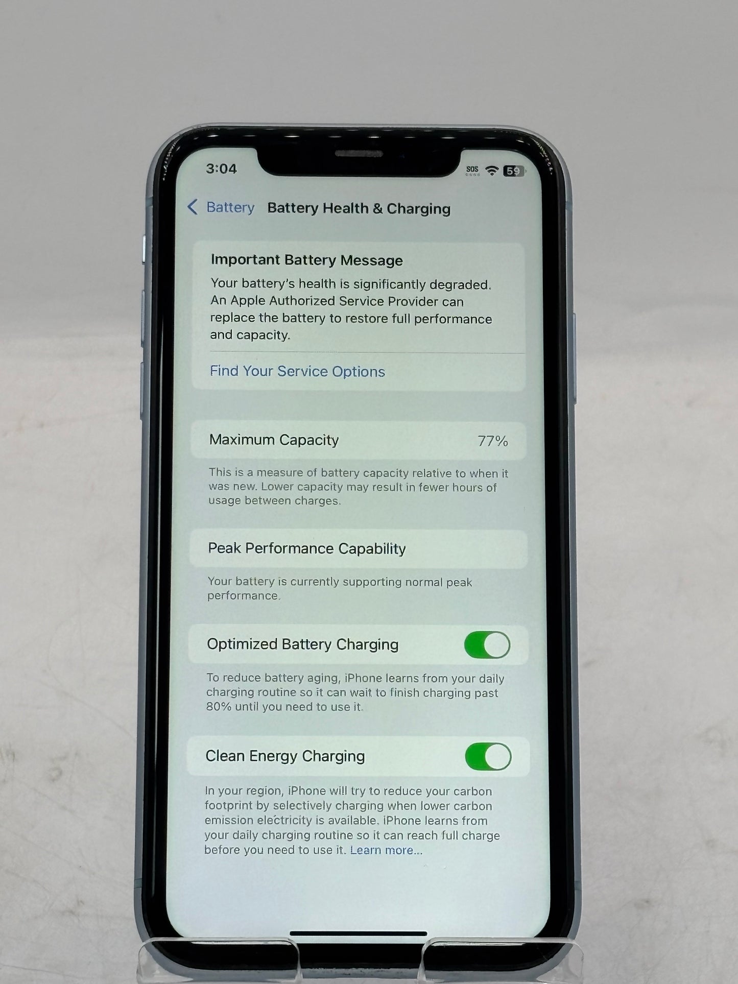 Unlocked Apple iPhone XR A1984 MRYX2LL/A 64GB Smart Phone Blue