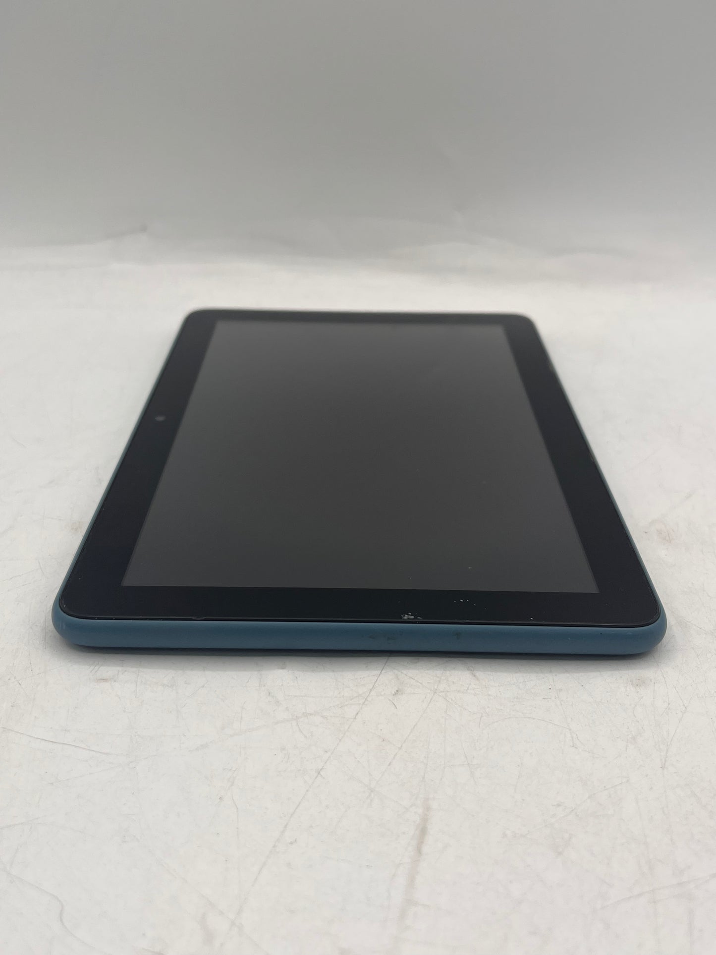 Amazon Fire HD 8 10th Gen Tablet K72LL4 2020 16GB Wi-Fi Only Blue Used