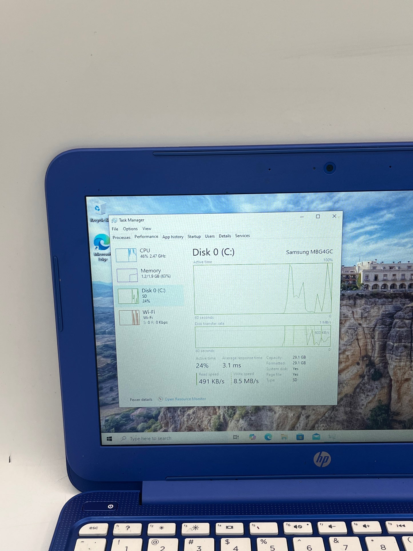 HP Stream 11-D010WM 11" Celeron N2840 2.1GHz 2GB 32GB - Blue READ