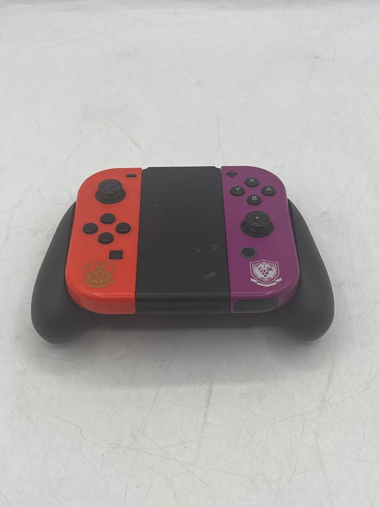 Nintendo Switch OLED (HEG-001) 2021 Video Game System 32GB w/ Joycons - Black