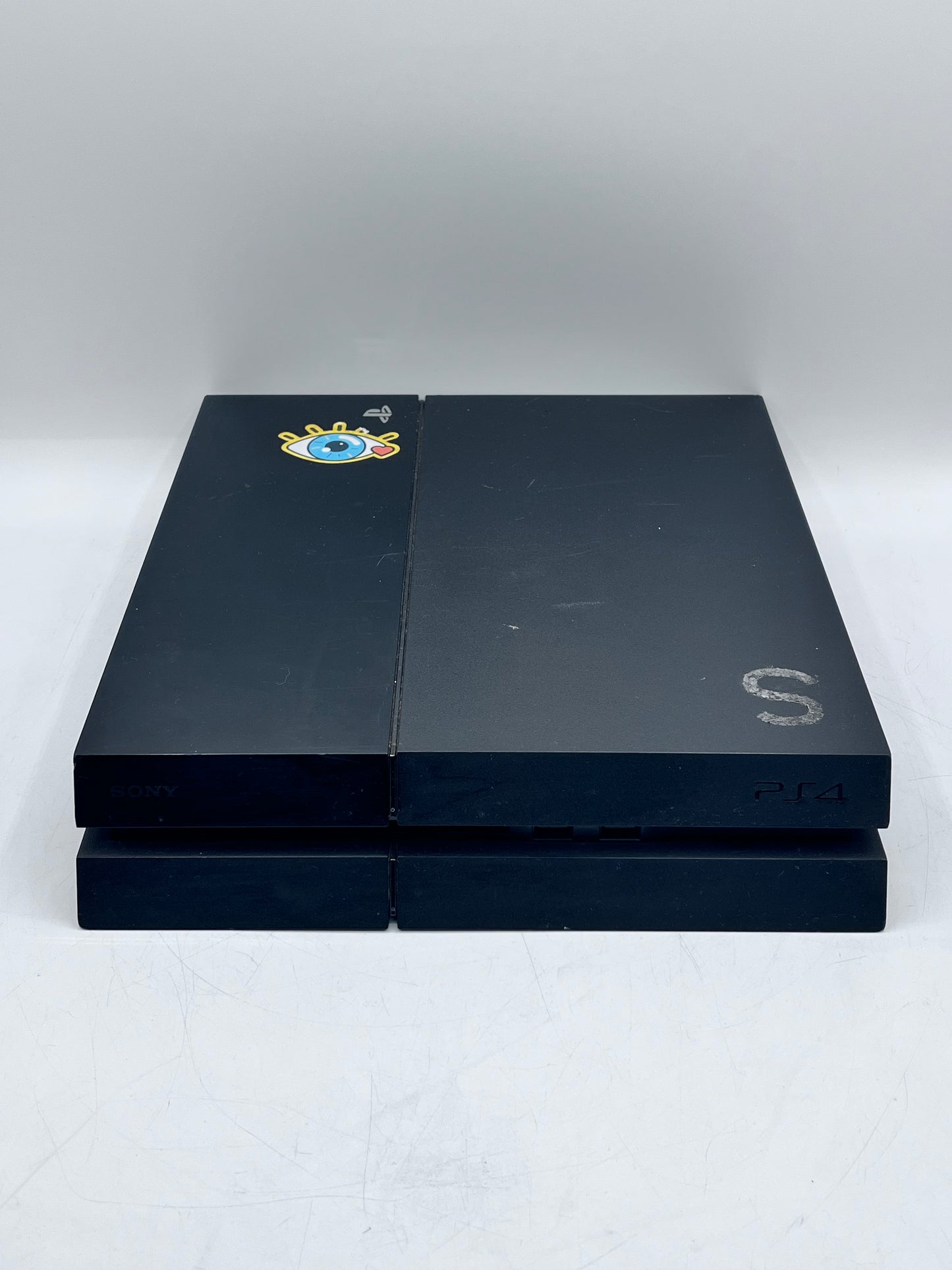 Sony PlayStation 4 (PS4) CUH-1001A Video Game System 500GB Black