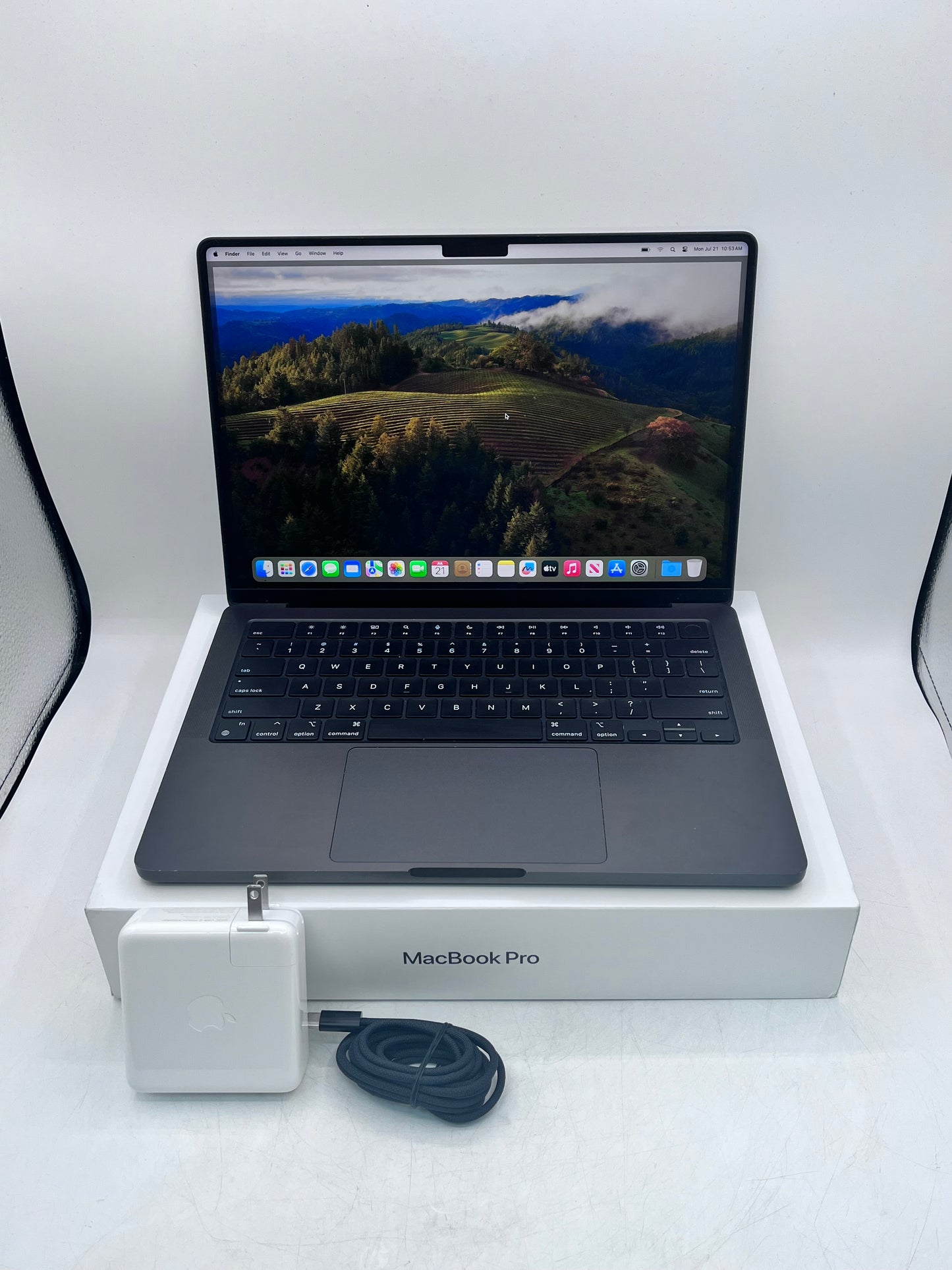 2023 Apple MacBook Pro 14", Apple M3 Pro, 18GB 1TB A2992 MRX33LL/A Excellent Condition