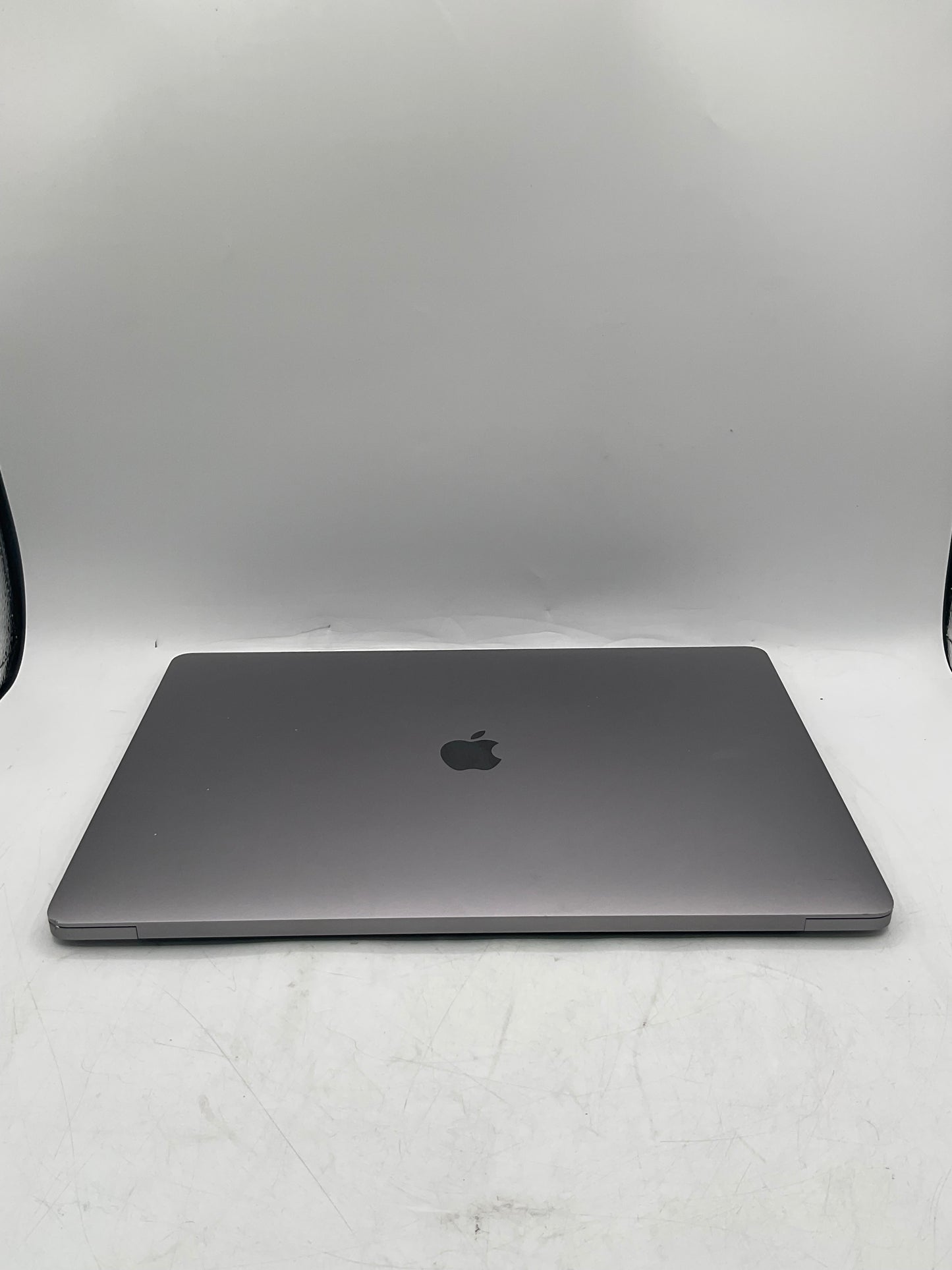 2019 Apple MacBook Pro 16" A2141 2.3GHz Core i9 16GB RAM 512GB SSD Silver