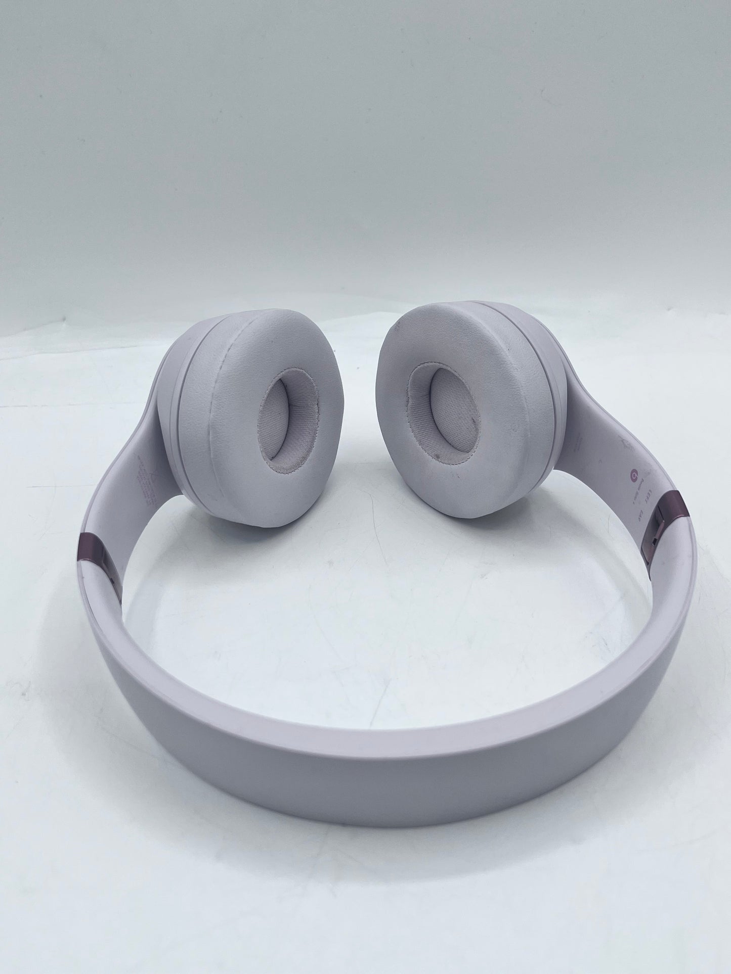 Beats Solo 4 Wireless On-Ear Headphones - Cloud Pink A1340 MUW33LL/A NO POWER