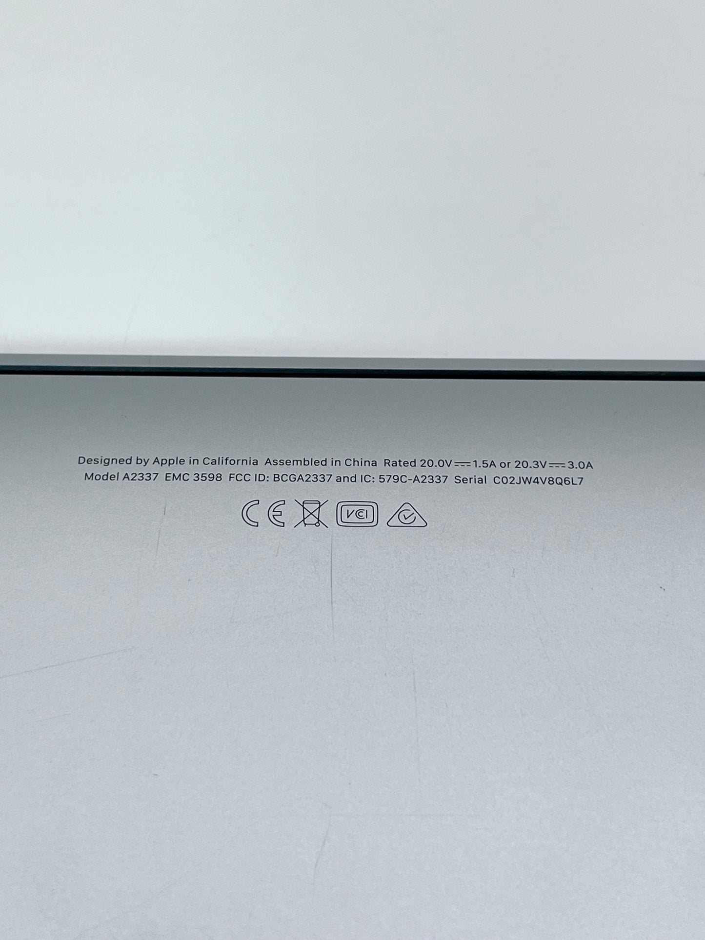 2020 Apple MacBook Air 13.3" M1 7C 8GB 256GB A2337 REMOTELY MANAGED
