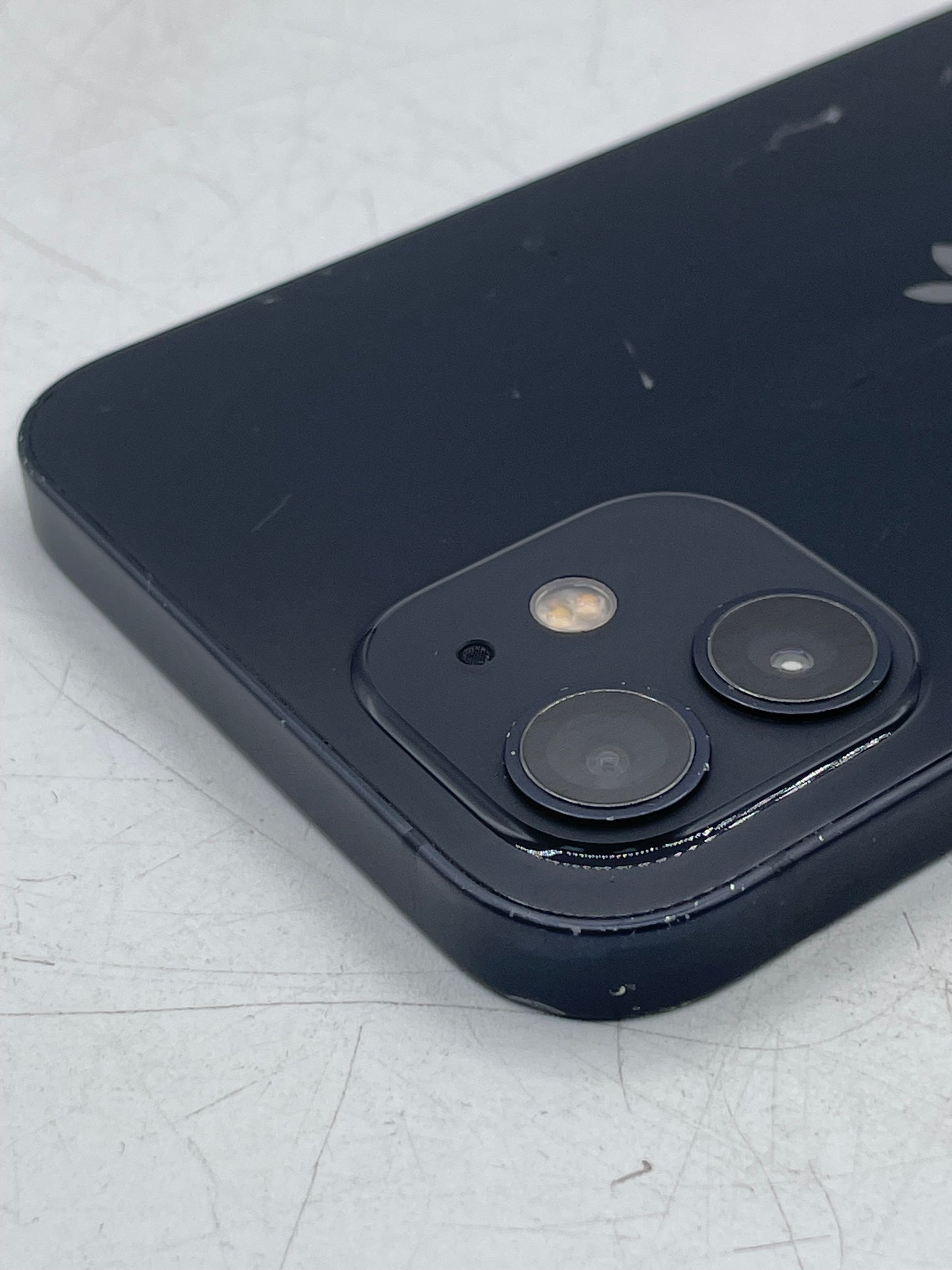 Unlocked Apple iPhone 12 64GB A2172 MGEF3LL/A Black READ