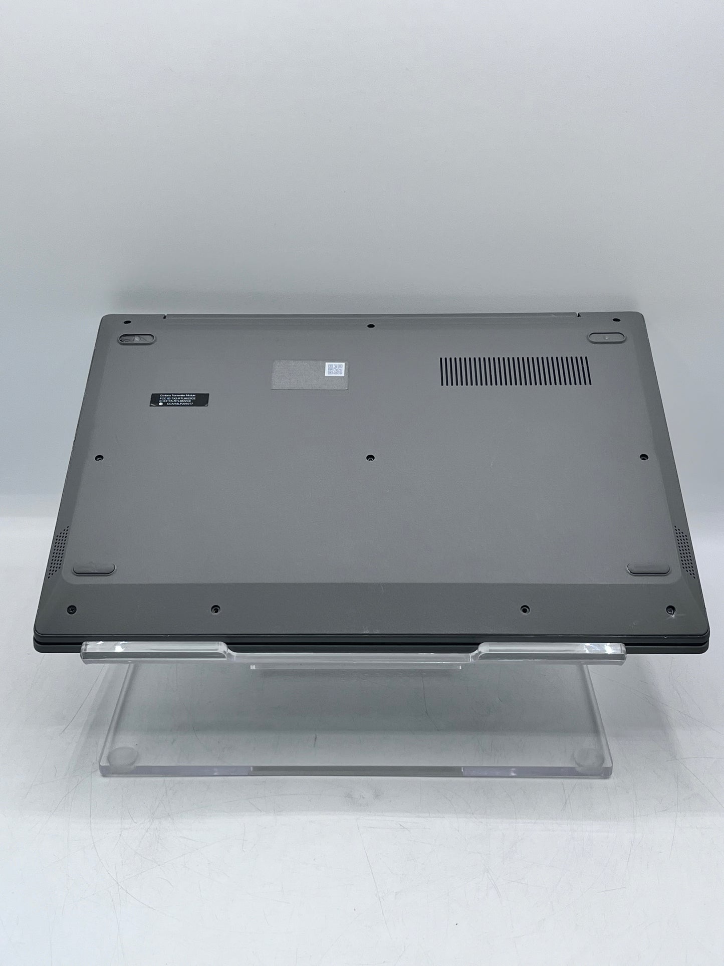 Lenovo IdeaPad Slim 1-14AST-05 14" AMD A6-9220e 1.6GHz 4GB RAM 64GB Radeon R4