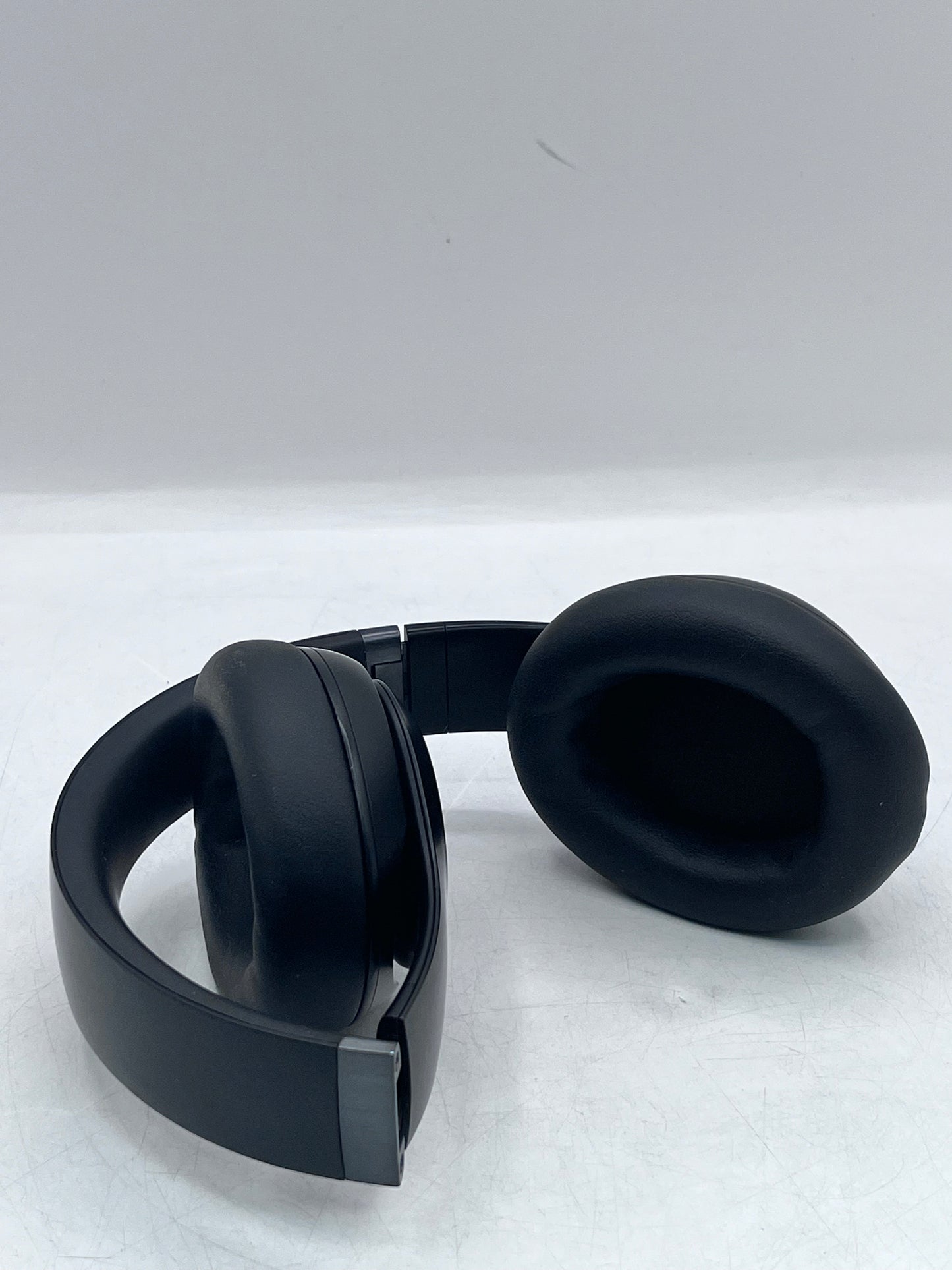 Beats Studio Pro Wireless On-Ear Bluetooth Headphones A2924 Black
