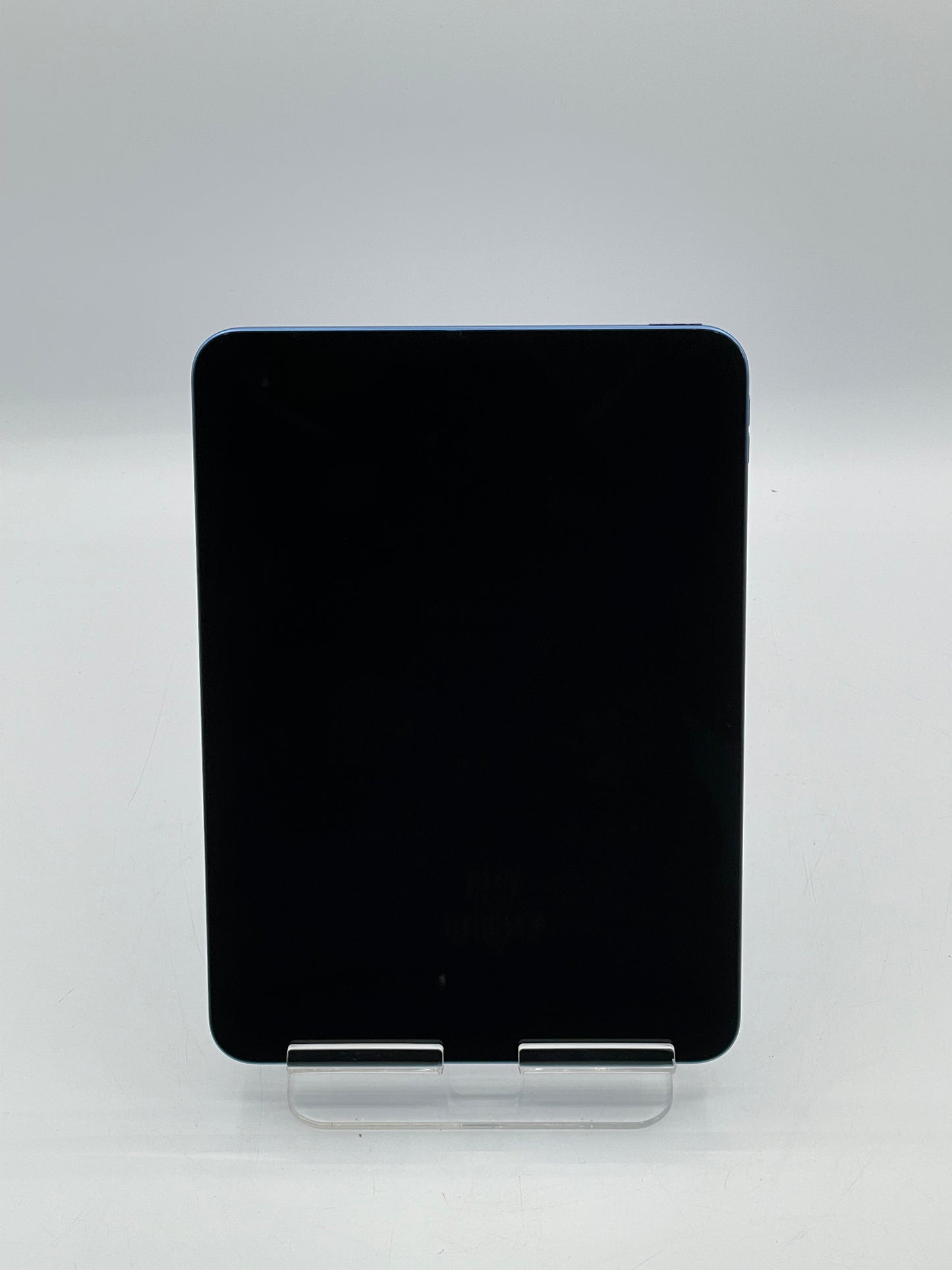 WiFi Only Apple iPad 10th Gen 64GB 18.3.1 Blue MQ6K3LL/A