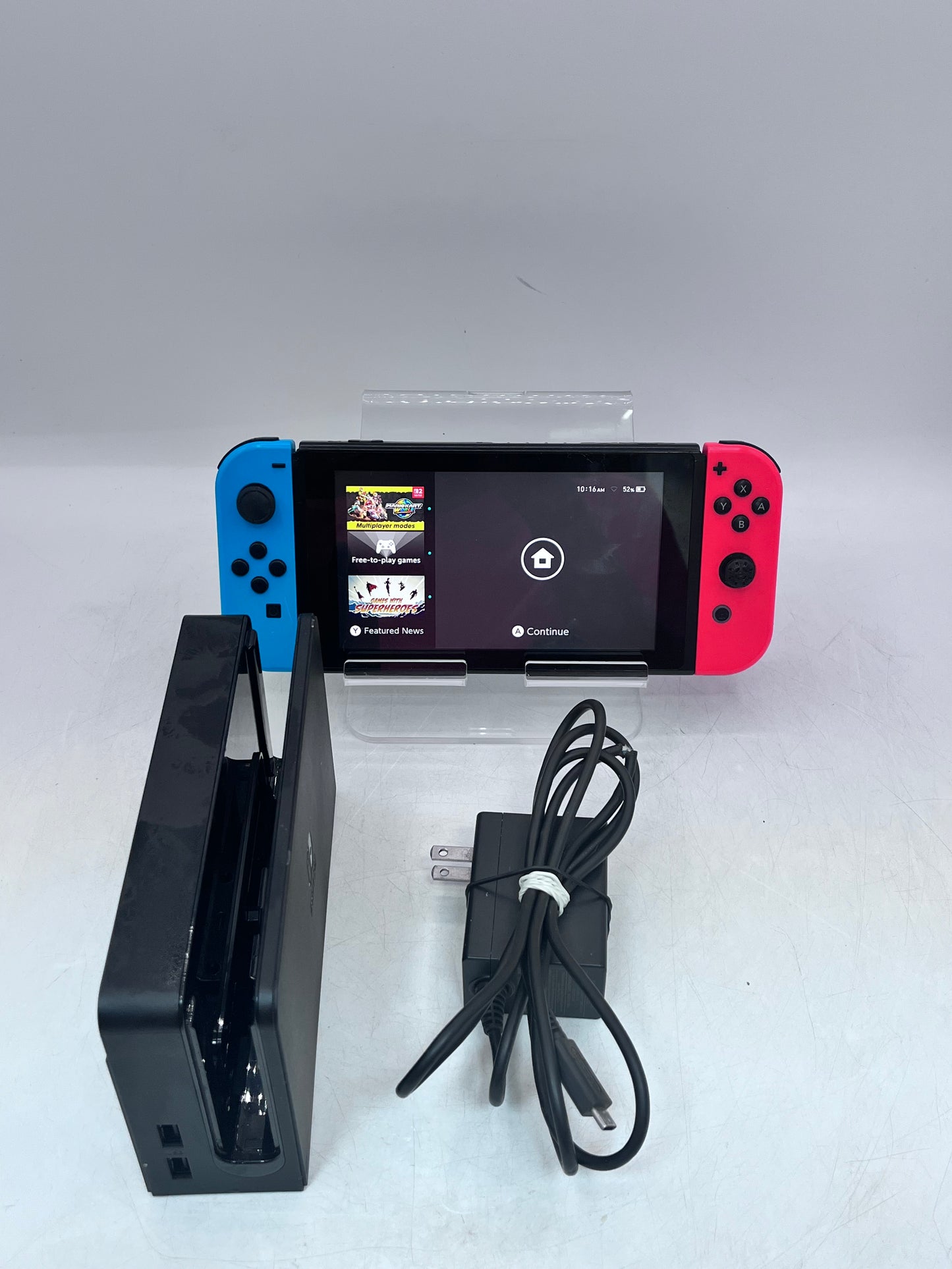 Nintendo Switch (HAC-001) 2017 Black Handheld Console with Charger & Dock