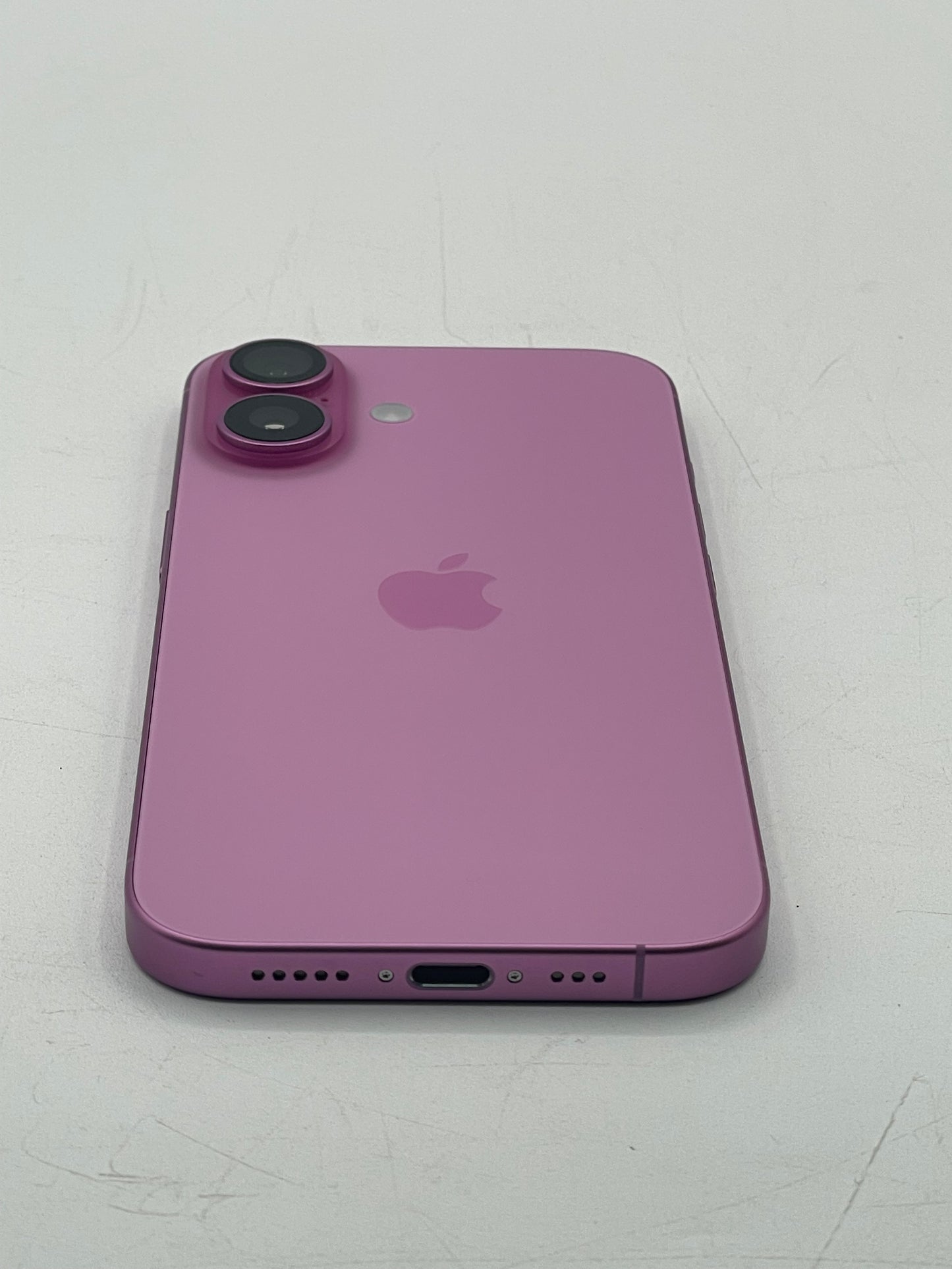 Unlocked Apple iPhone 16 6.1" 128GB Pink A3081 MYAR3LL/A 100% Battery, 14 CC