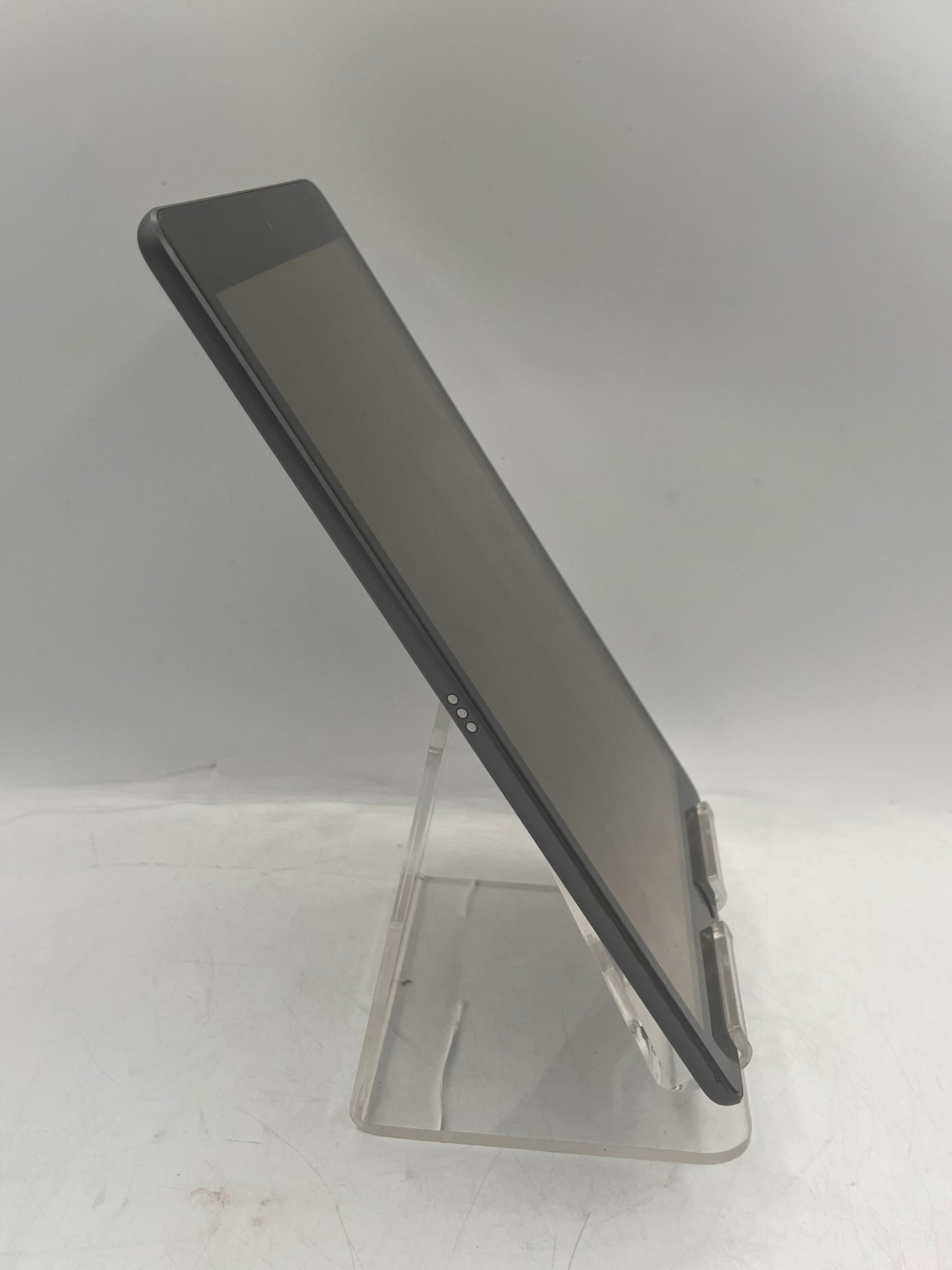 Unlocked Apple iPad (8th Gen) A2428 128GB WiFi + Cellular Black