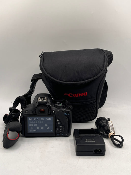Canon EOS Rebel T5i Digital Camera - Black