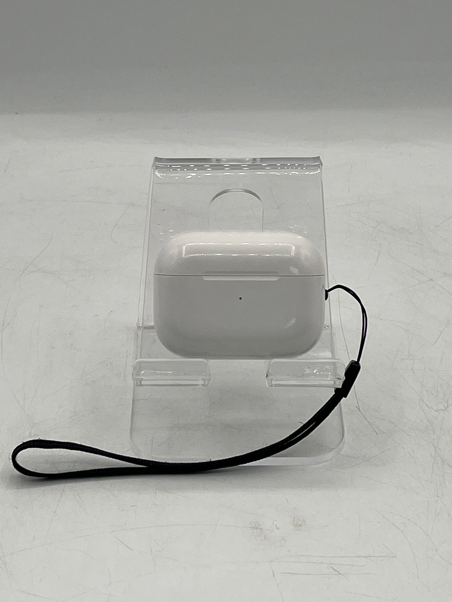Apple AirPods Pro 2nd Gen with MagSafe Wireless Charging Case (USB‑C) Used
