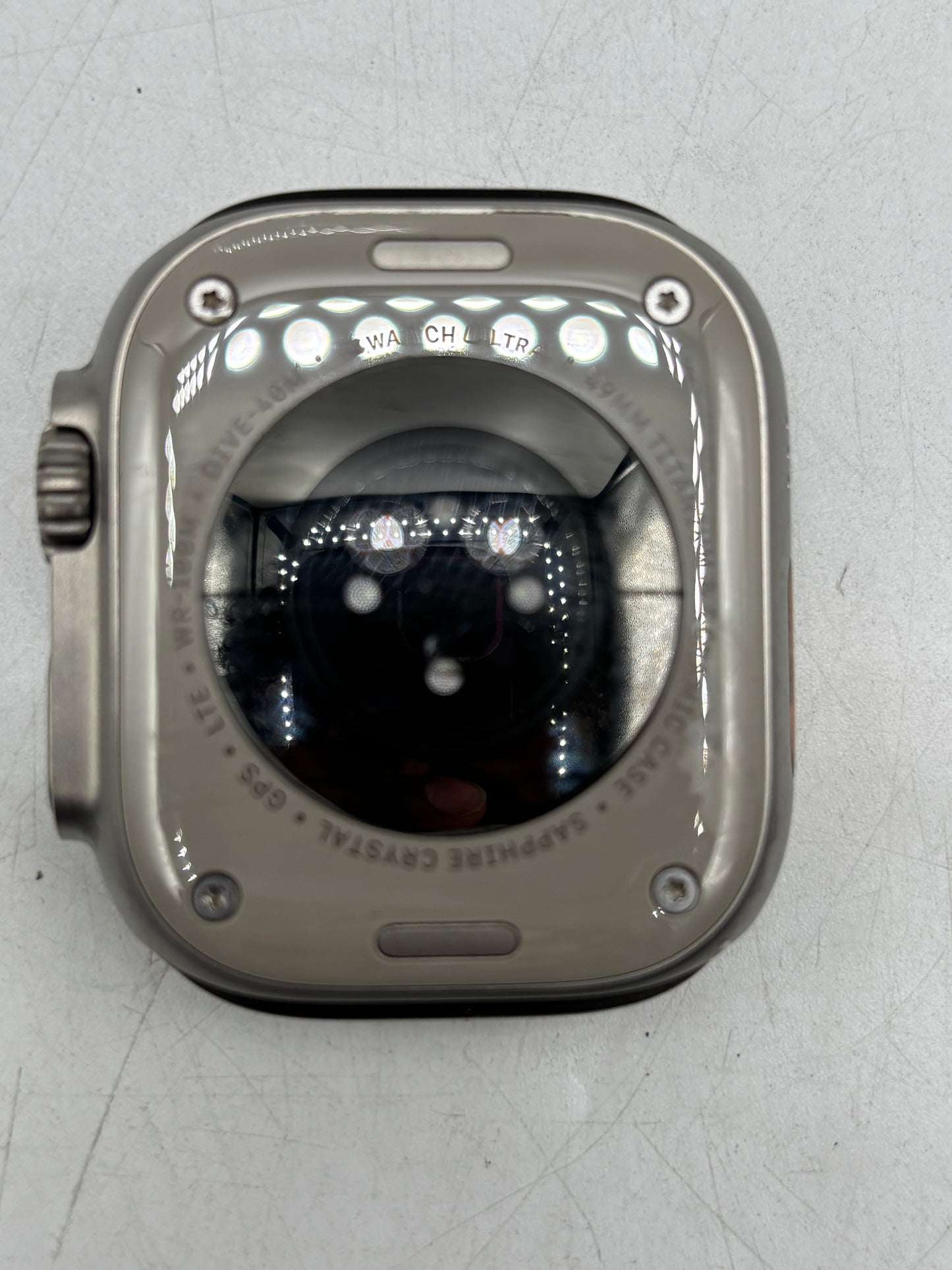 Unlocked Apple Watch Ultra 2 A2986 49mm GPS + Cellular Titanium 99% Battery READ!
