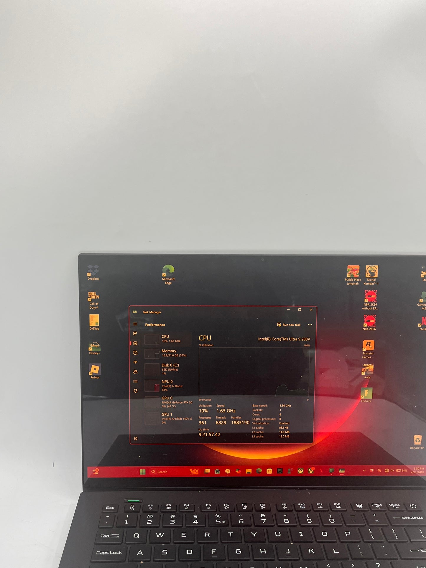 Acer Predator Triton 14 AI 14.5" WQXGA+ OLED Touch Core U9 288V 32GB 2TB RTX 5070
