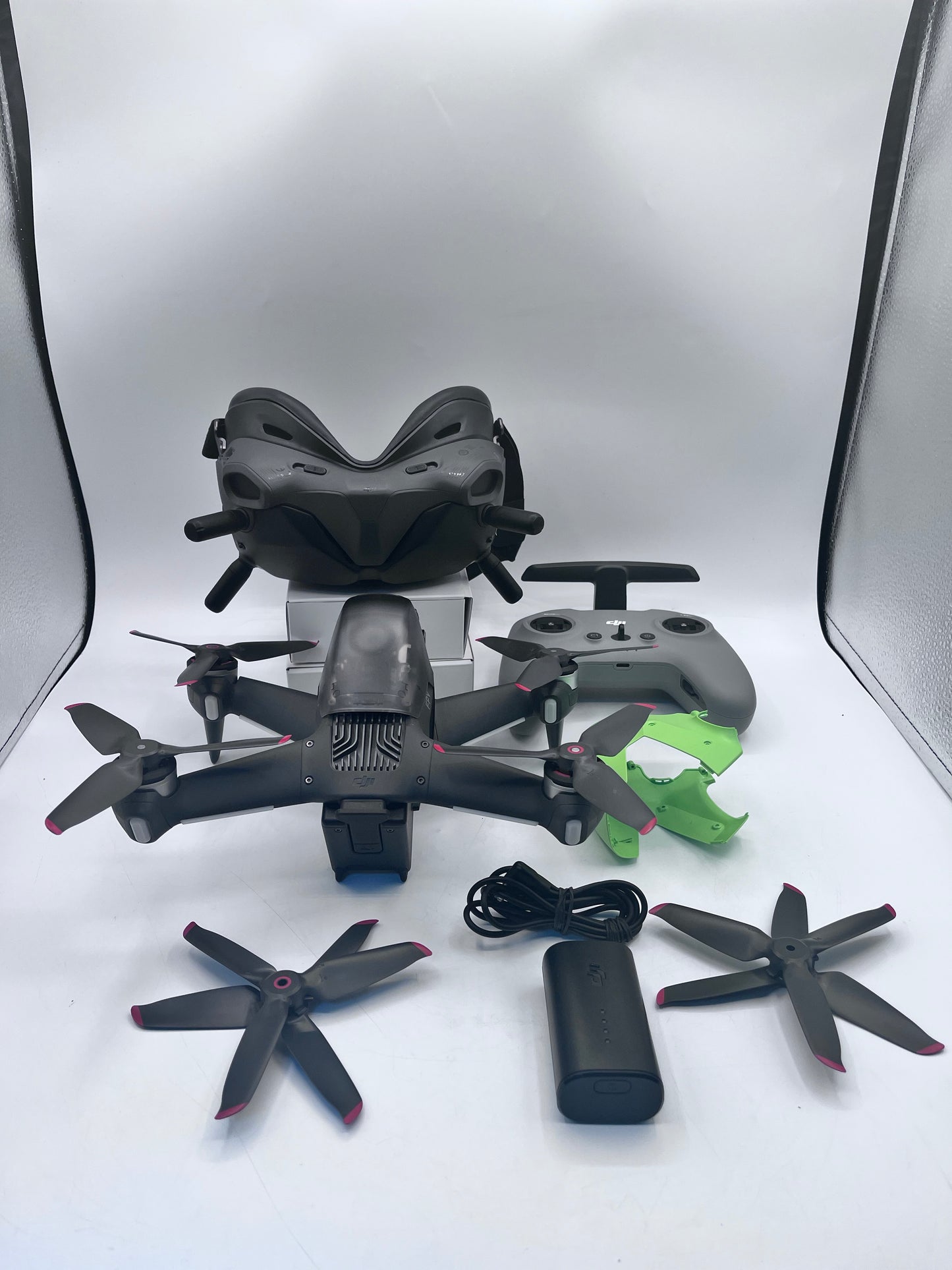 DJI FPV Quadcopter Drone Kit with Controller and Goggles, Electric, Black/Gray