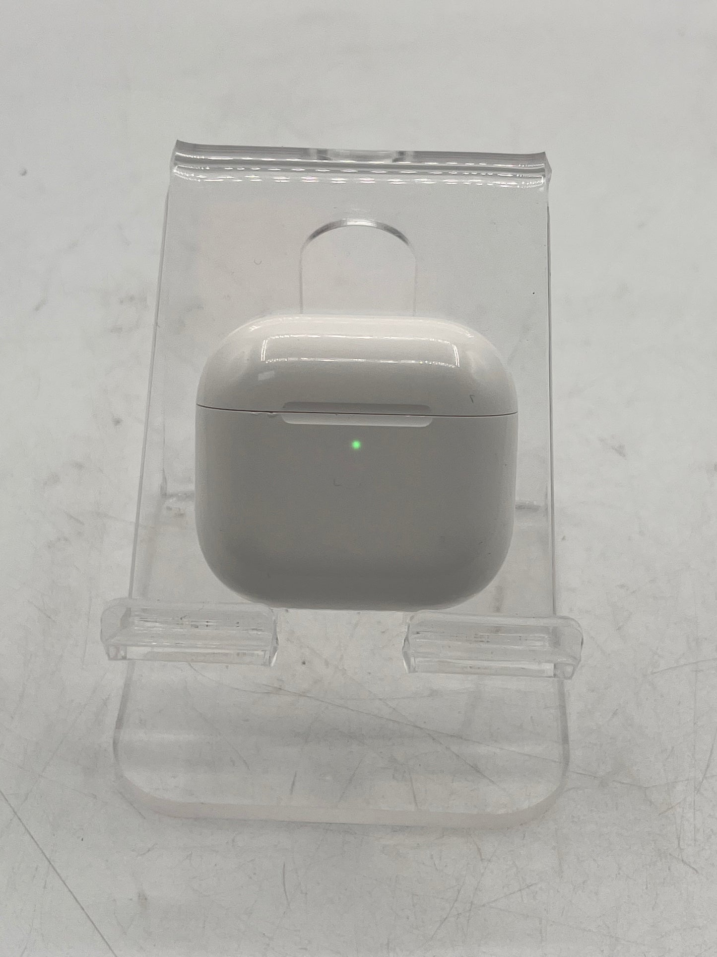 Apple AirPods (4th Gen) Complete Set A3055 A3056 A3059 - White