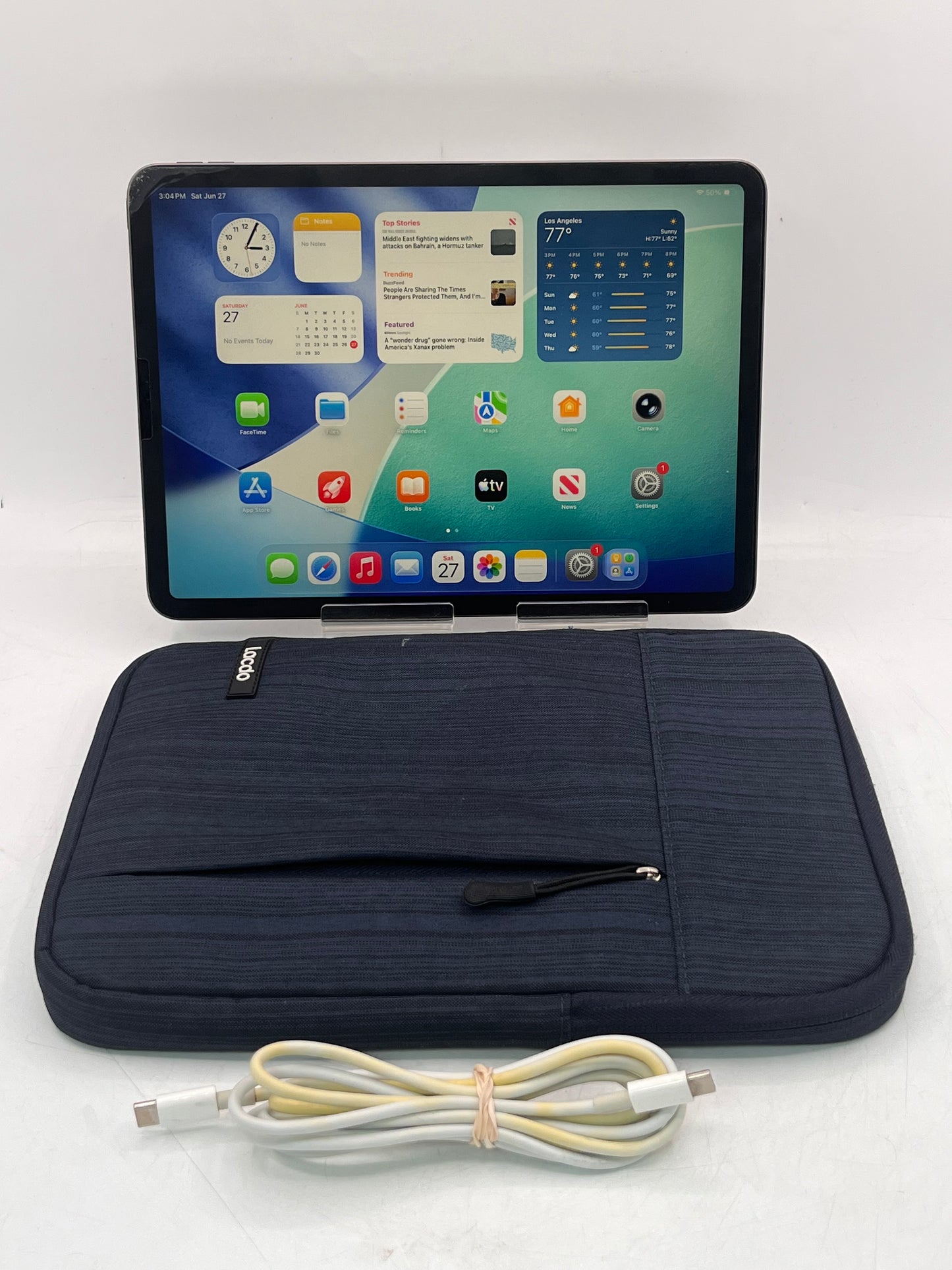 WiFi Only Apple iPad Pro 11" 2nd Gen 128GB  Space Gray A2228 MY232LL/A w/Case