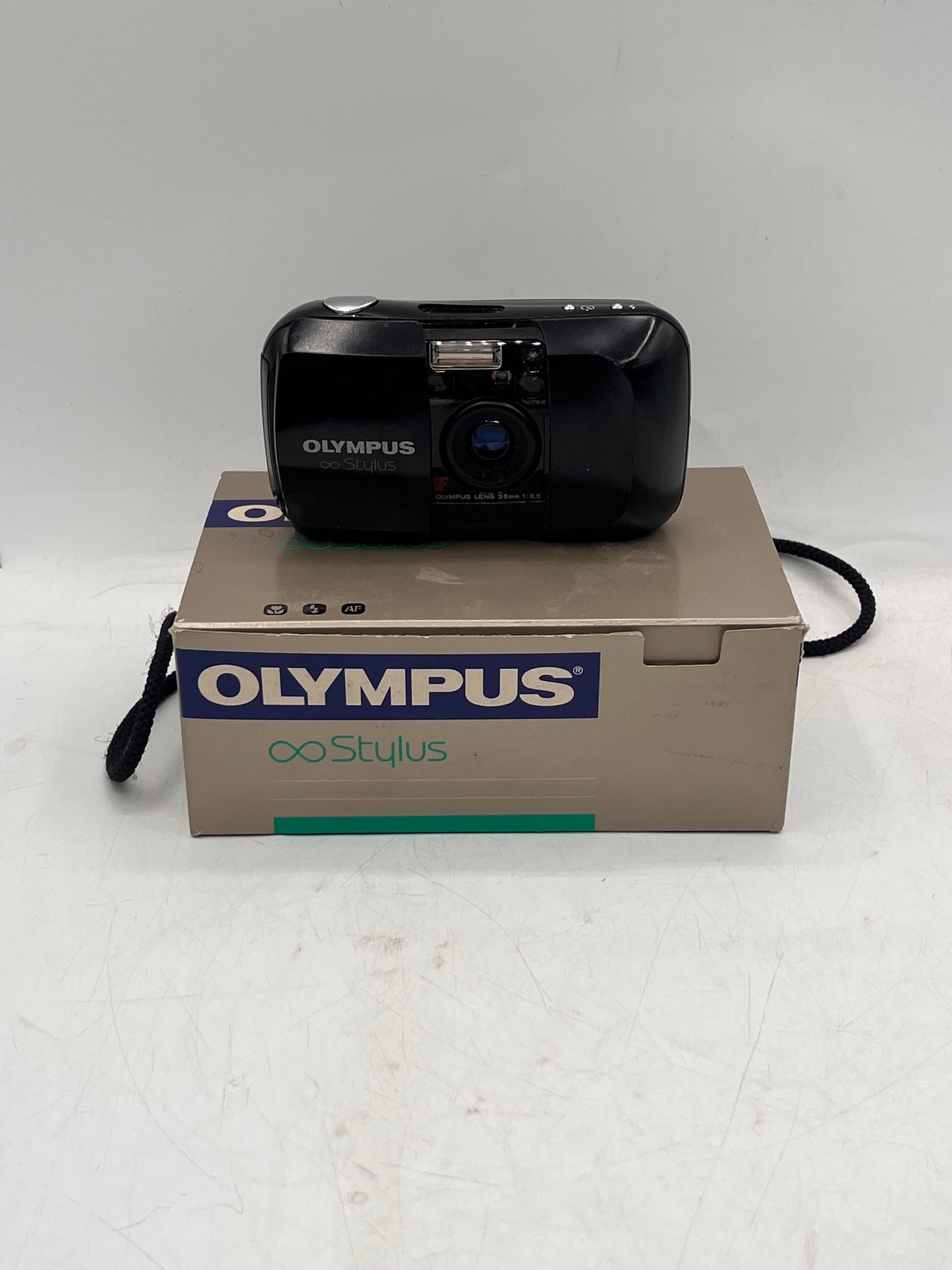 OLYMPUS Olympus μ Mju I Infinity Stylus 35mm Point & Shoot Film Camera Black Broken