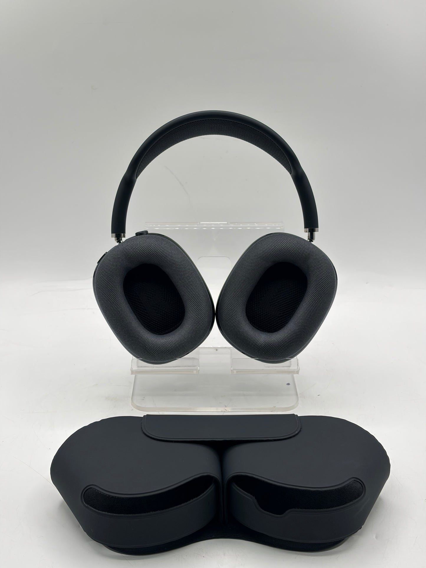 2024 Apple AirPods Max Midnight A3184 MWW43AM/A Over the Ear Headphones