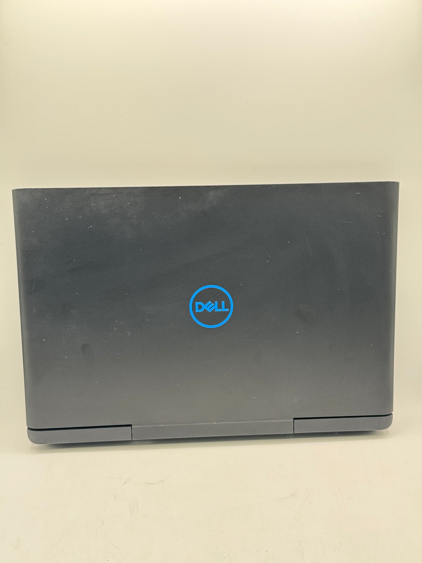 Dell G7 7588 15.6" i7-8750H 2.20 GHz 8GB 256GB GeForce GTX 1060 Max-Q Black READ