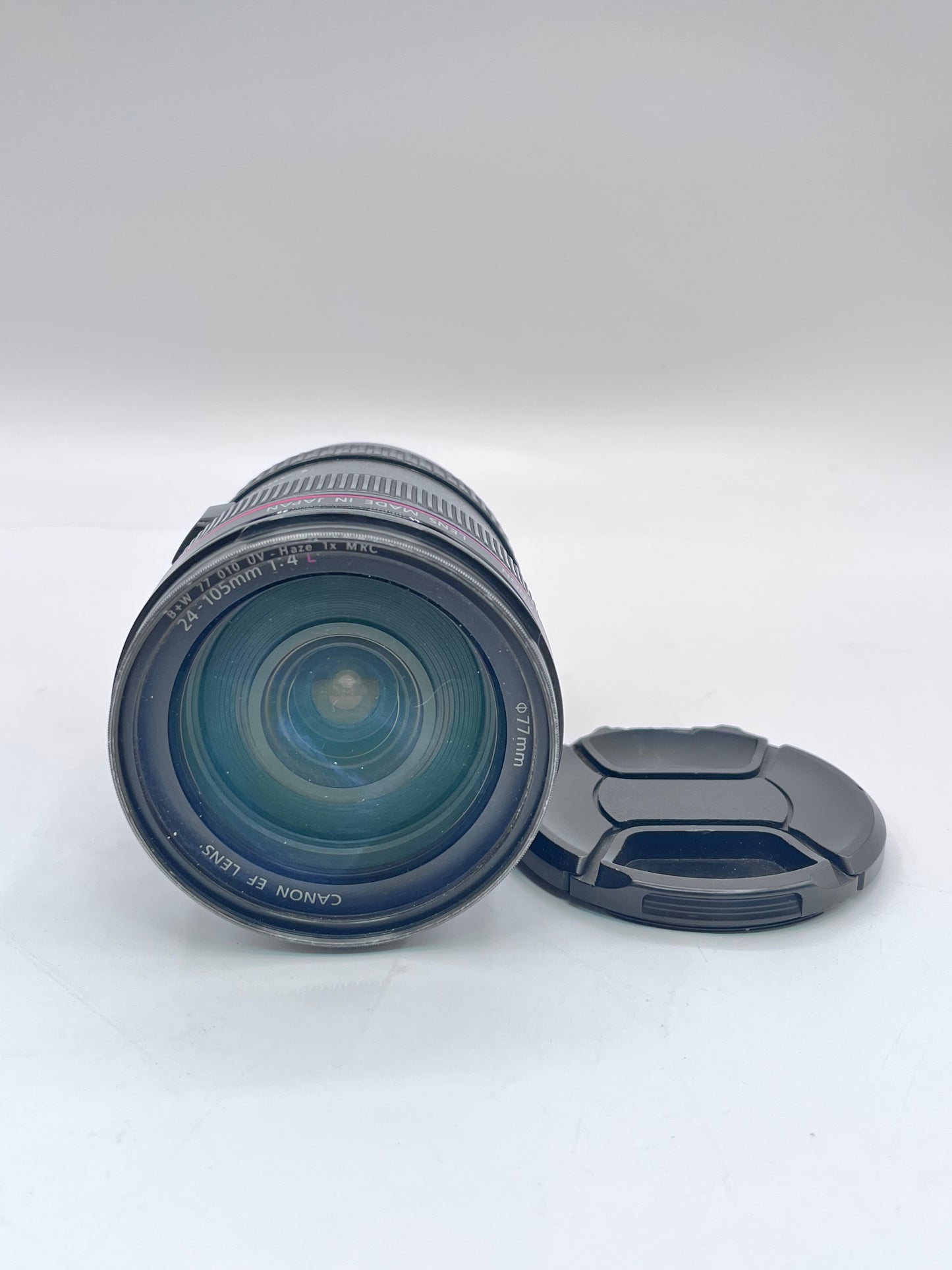 Canon EF 24-105mm F/4L IS USM Zoom Lens with Caps and Carrying Case READ