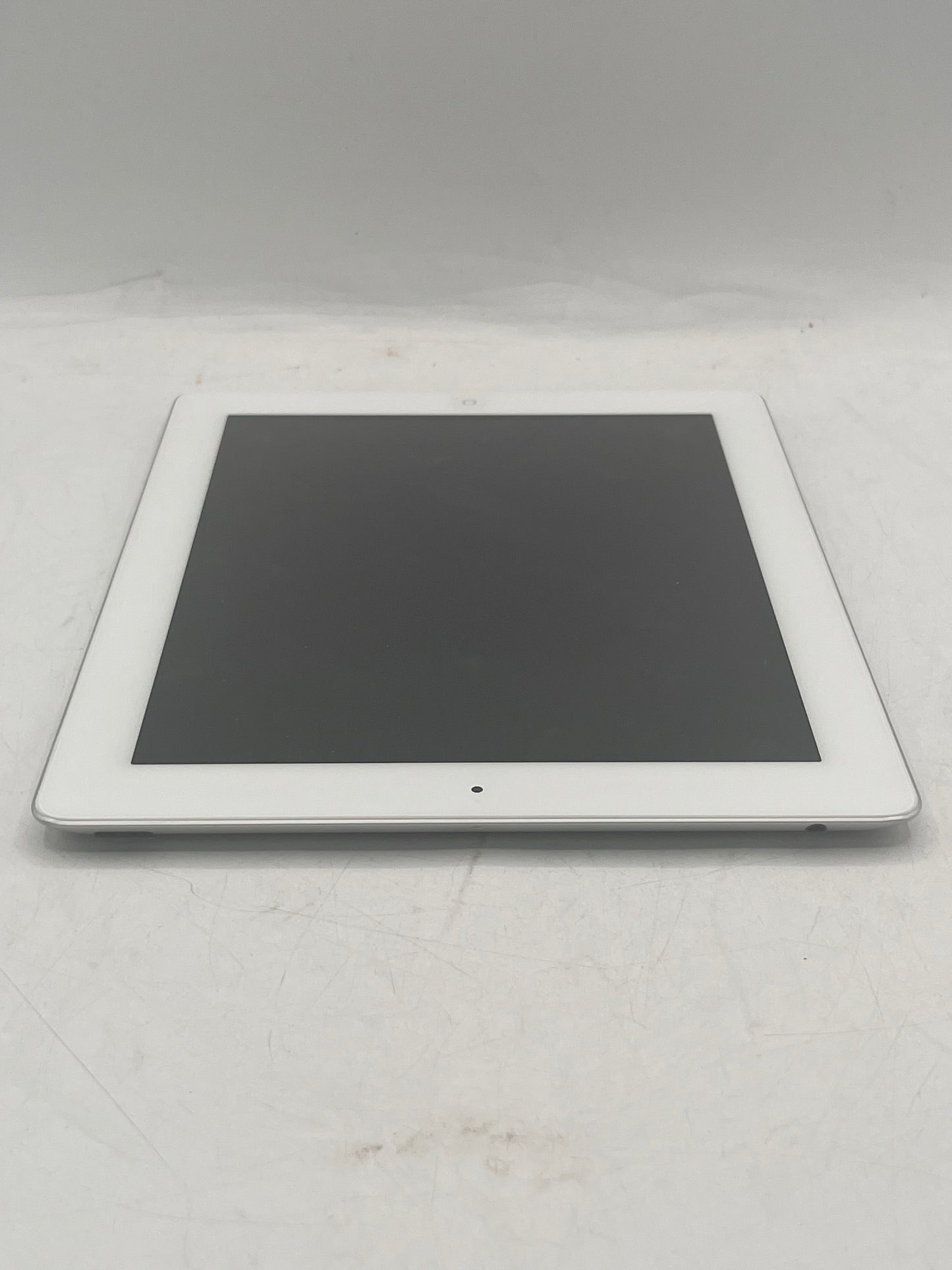 Unlocked Apple iPad 4th Gen A1458 MD514LL/A 32GB WiFi Tablet - White