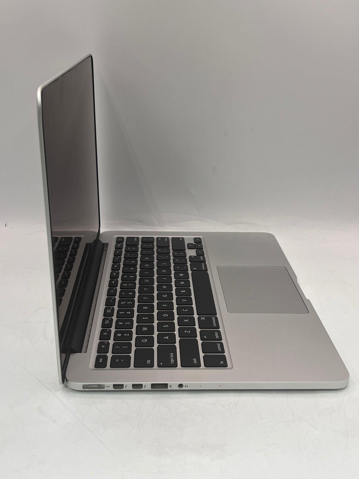 Apple MacBook Pro 13" A1502 2015 8GB 128GB Core i5 Silver