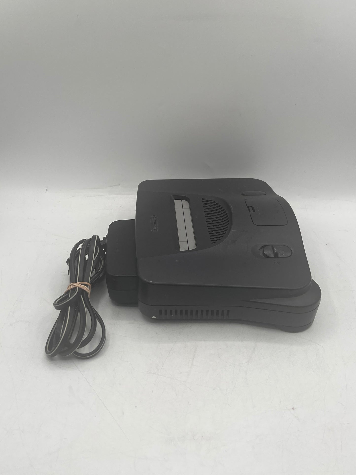 Nintendo 64 N64 NUS-001 1996 Video Game System Black