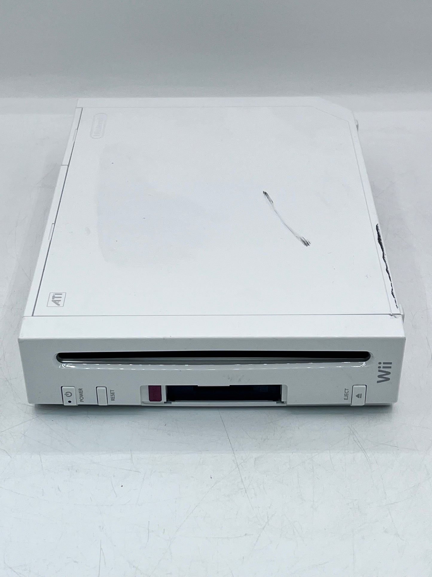 Nintendo Wii Game System (RVL-001) - 512 MB - White
