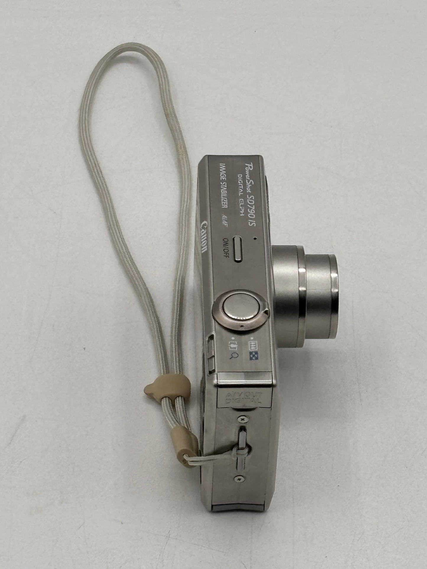 Canon PowerShot SD790 IS Digital Camera - Silver