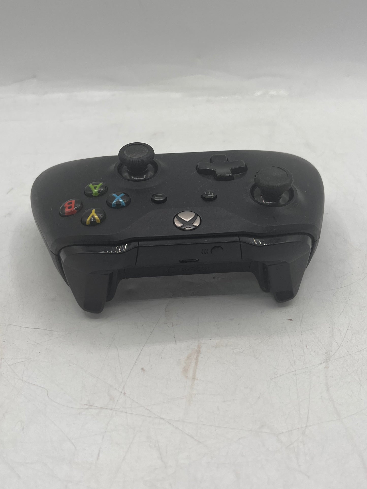 Sony PS4 Slim CUH-2215B 1TB Console w/ Controller Broken