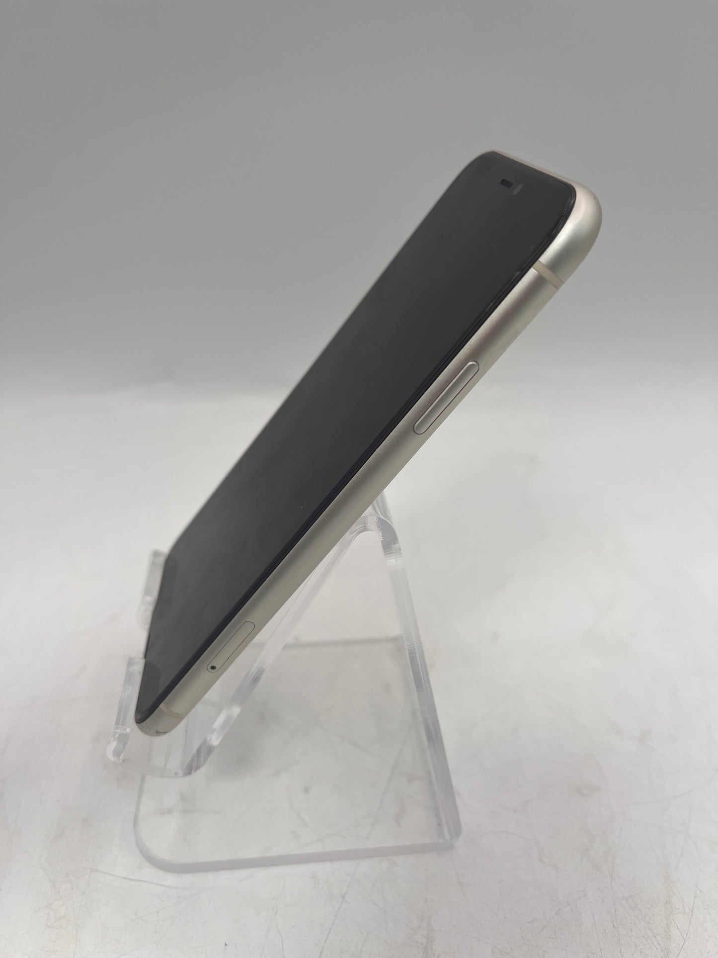 Unlocked Apple iPhone 11  64GB A2111 White Cell Phone FOR PARTS
