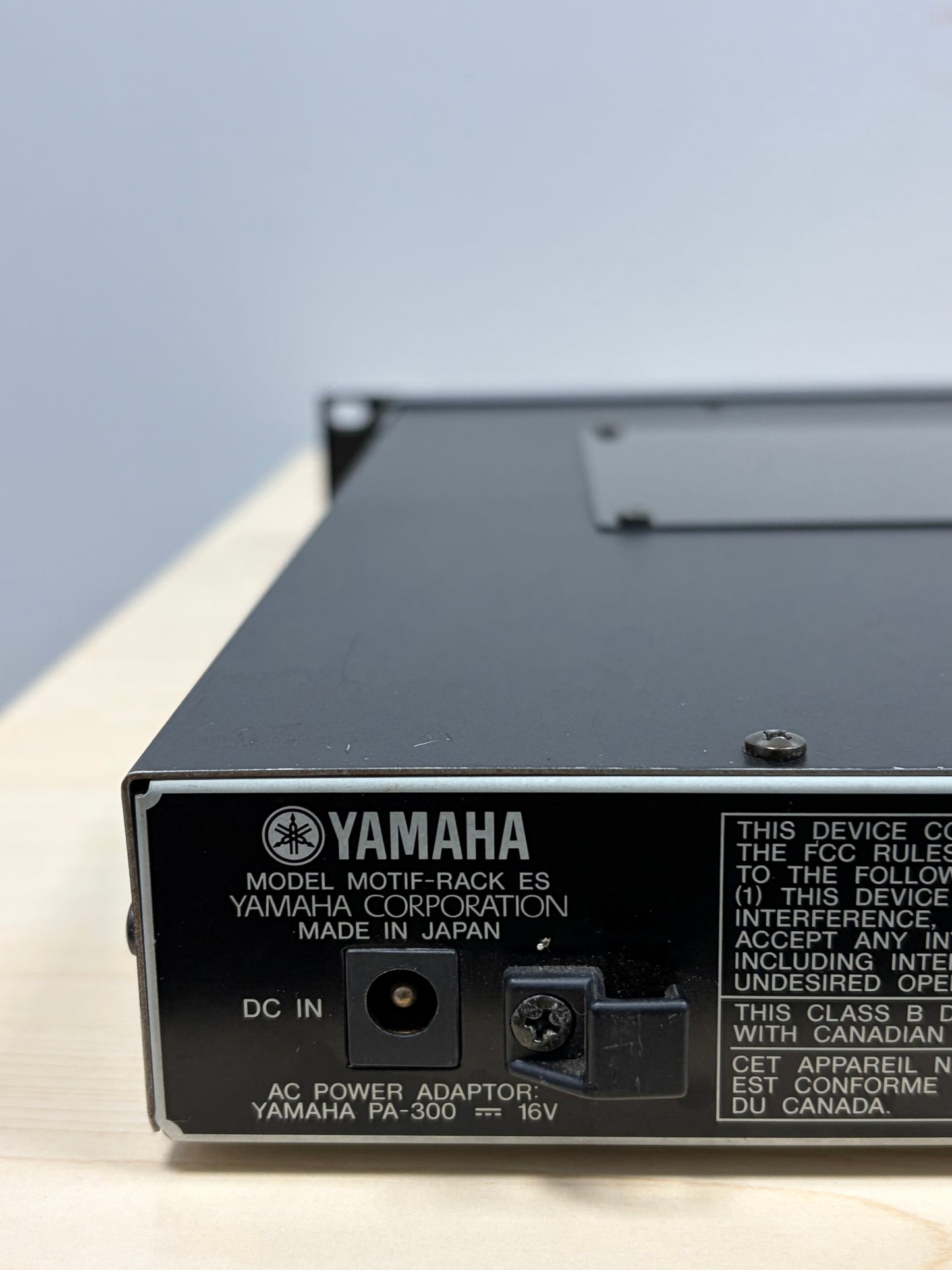 YAMAHA MOTIF-RACK ES Tone Generator Synthesizer Module