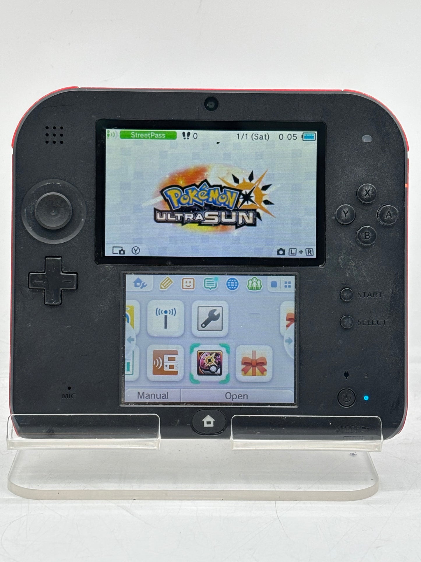 Nintendo Black/Red 2DS FTR-001 4GB Handheld System NO STYLUS, 2013
