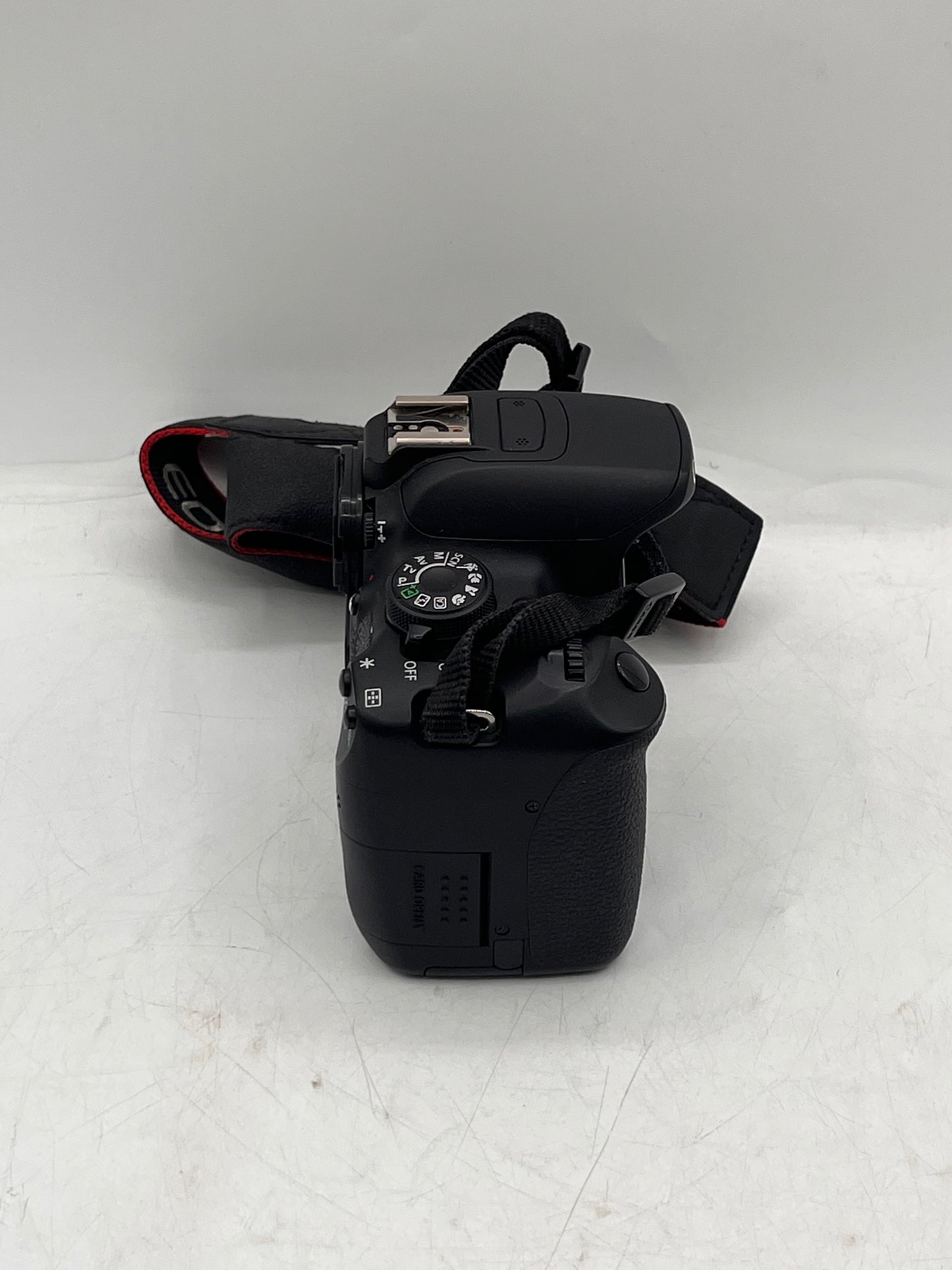 Canon EOS Rebel T5i Digital Camera - Black