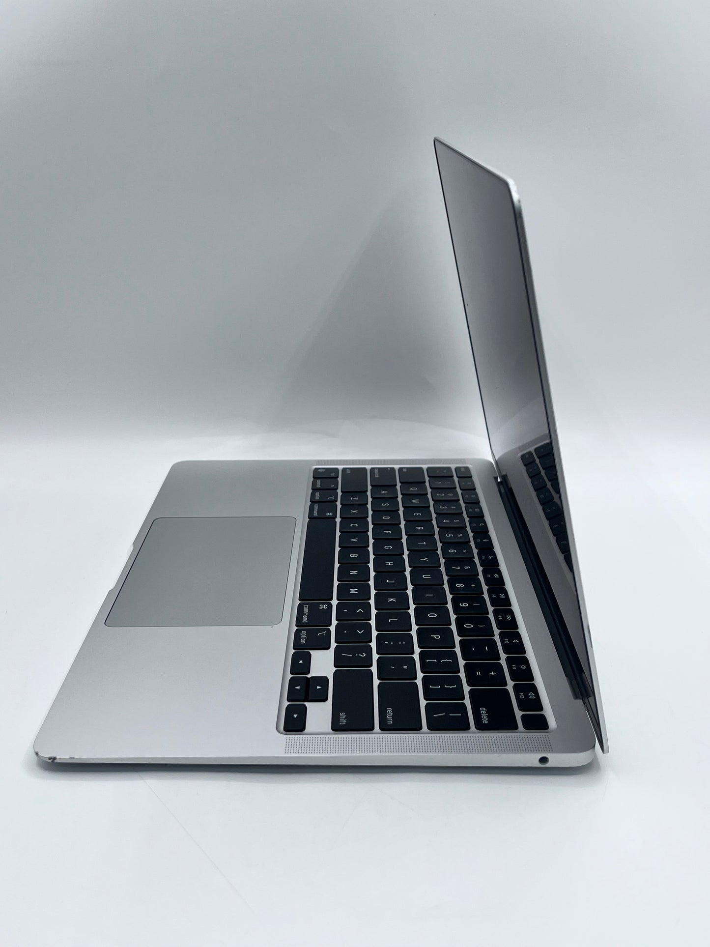 2020 Apple MacBook Air 13.3" M1 7C 8GB 128GB A2337 REMOTELY MANAGED